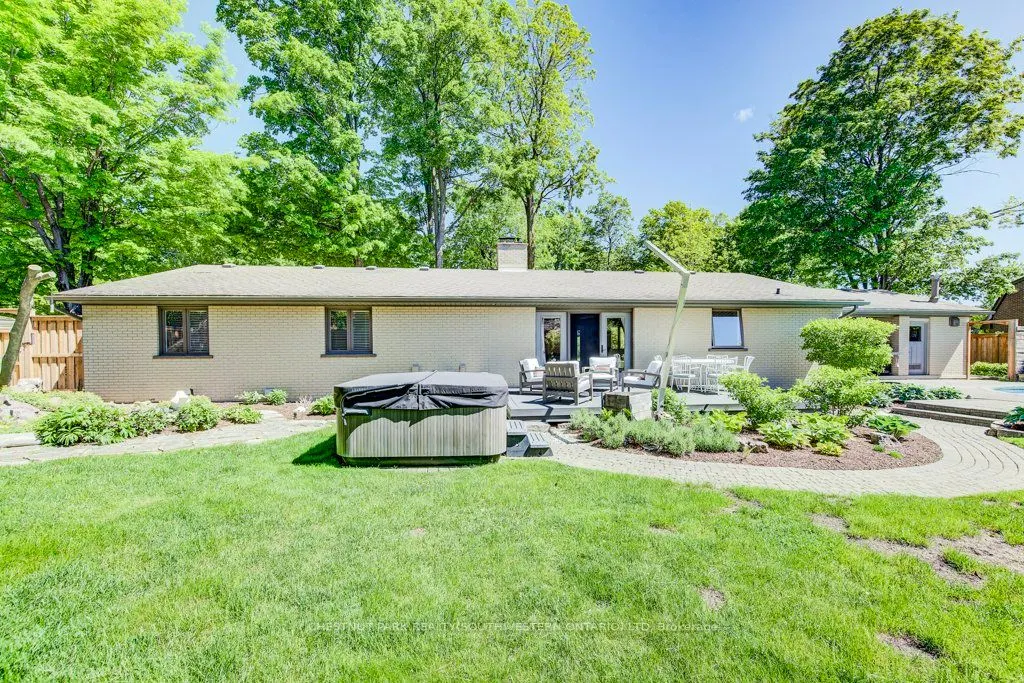 345 Old Stone Road