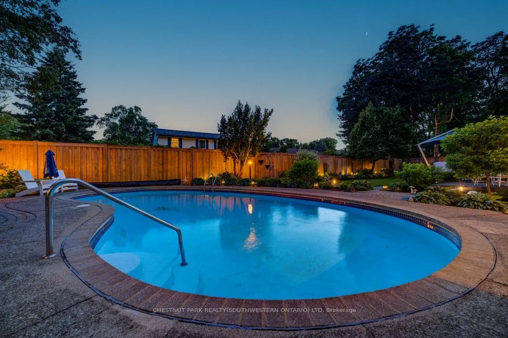 345 Old Stone Road