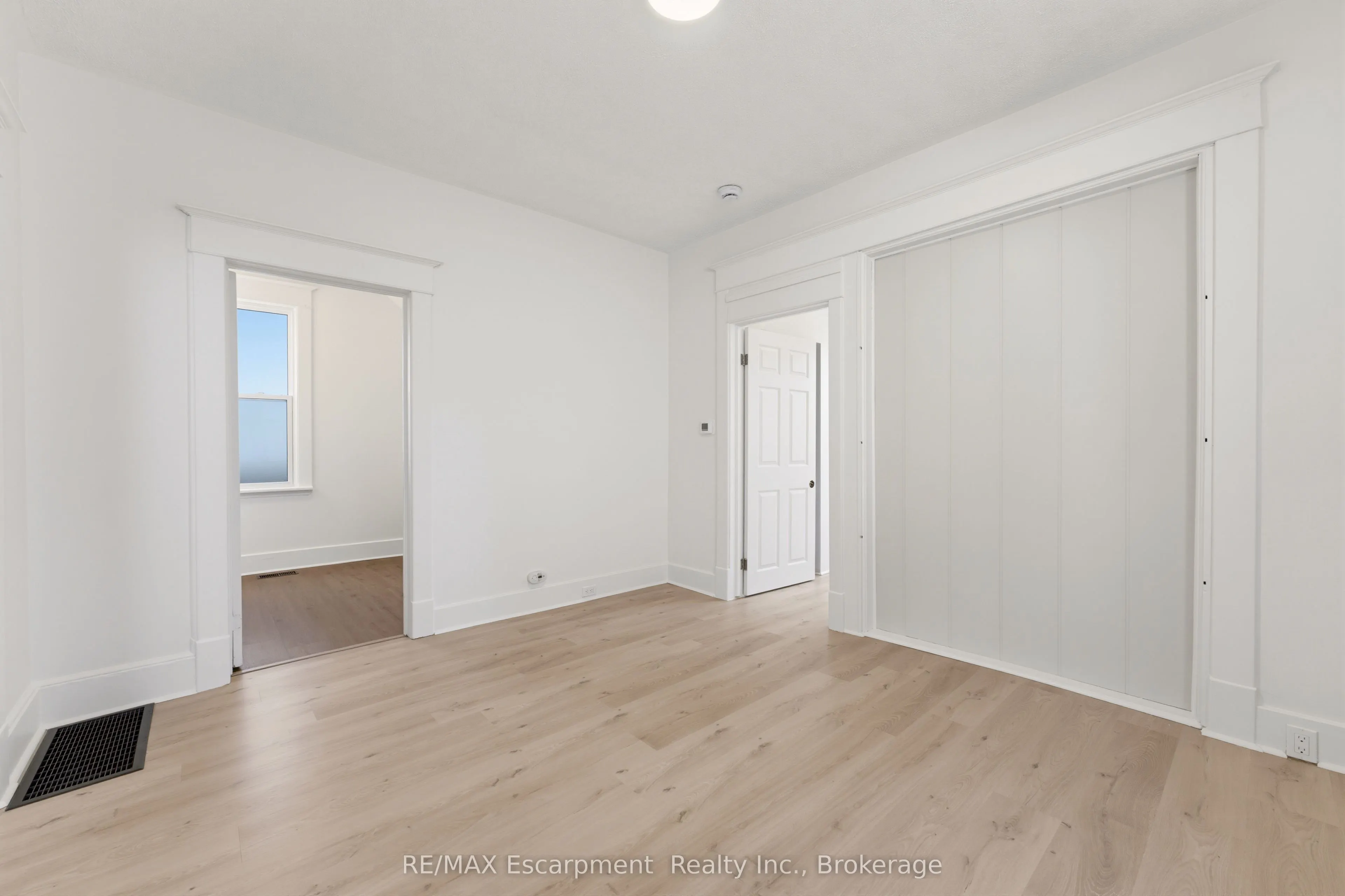 11 Charles Street ##1