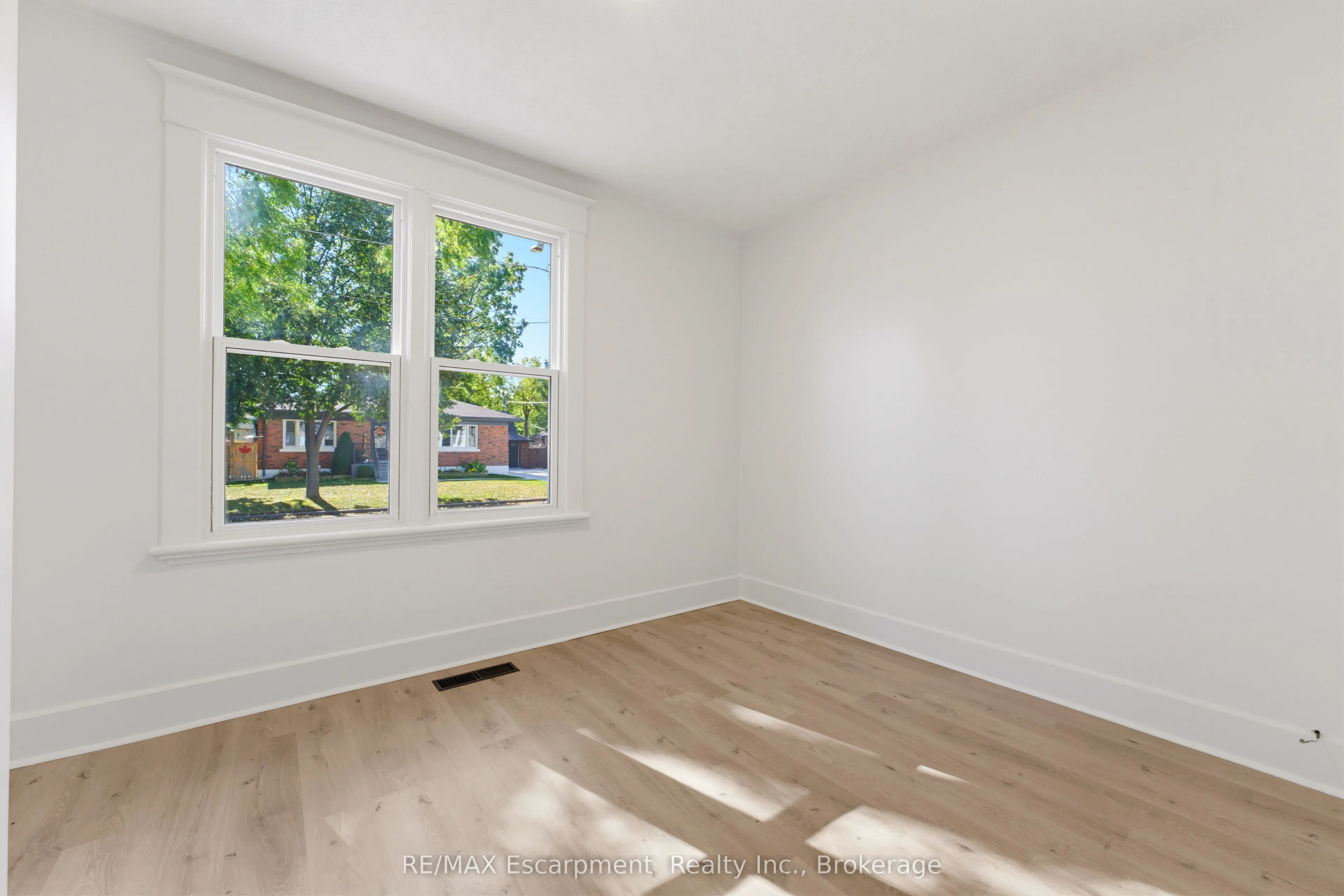 11 Charles Street ##1
