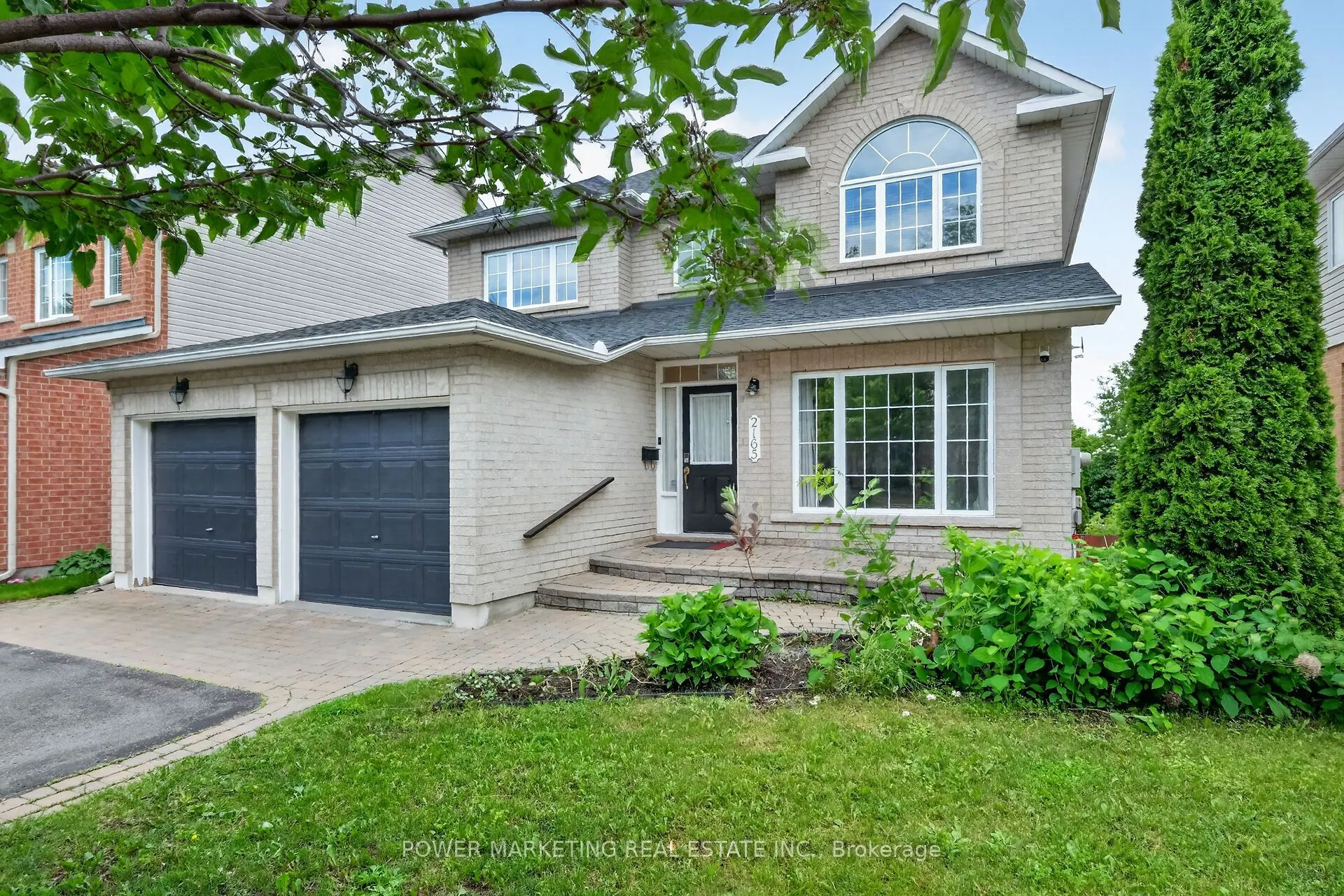 2165 BLUE WILLOW Crescent