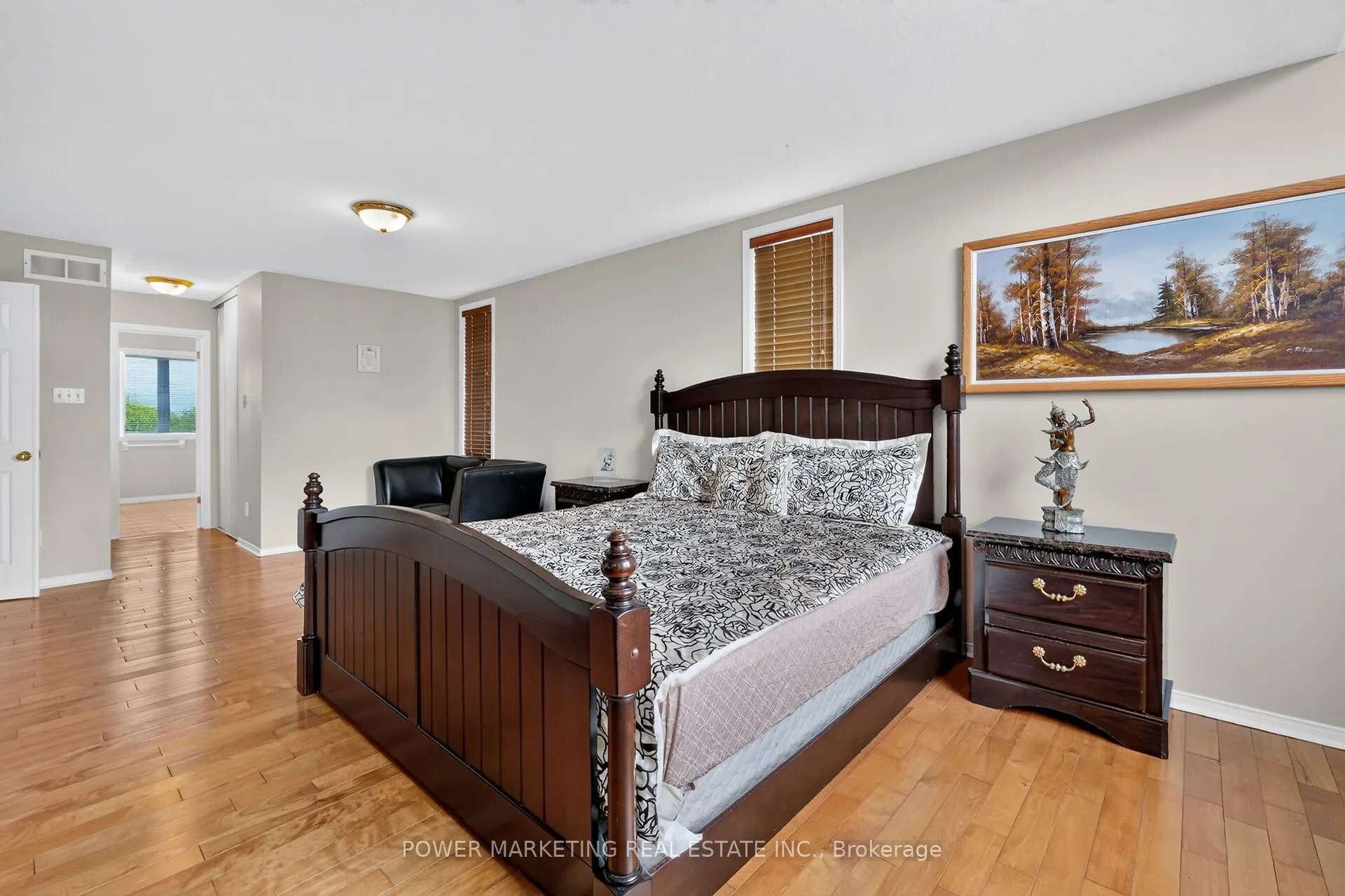 2165 BLUE WILLOW Crescent
