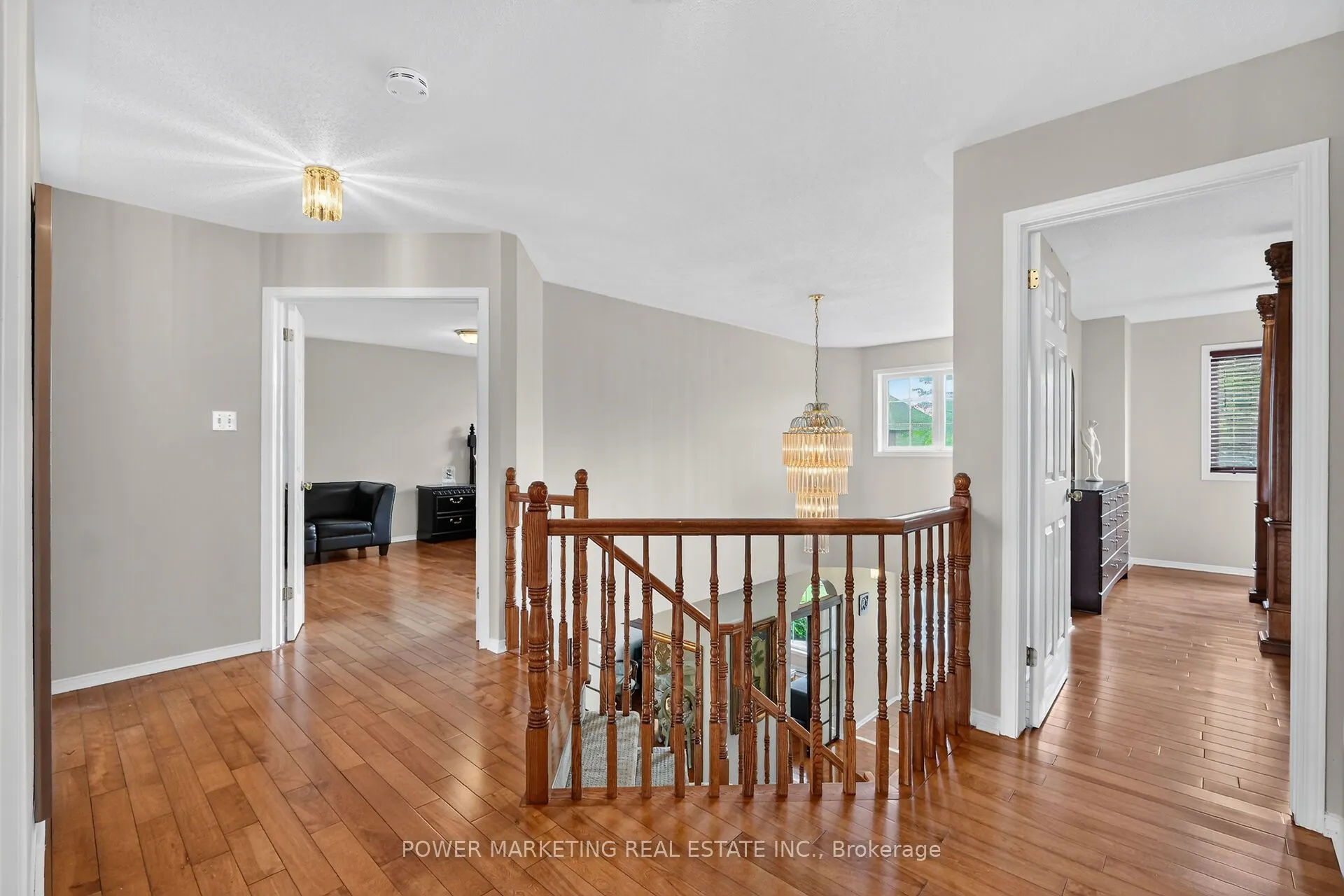 2165 BLUE WILLOW Crescent
