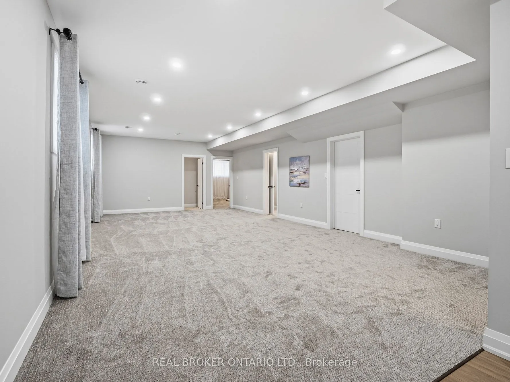 230 KNOLL Street