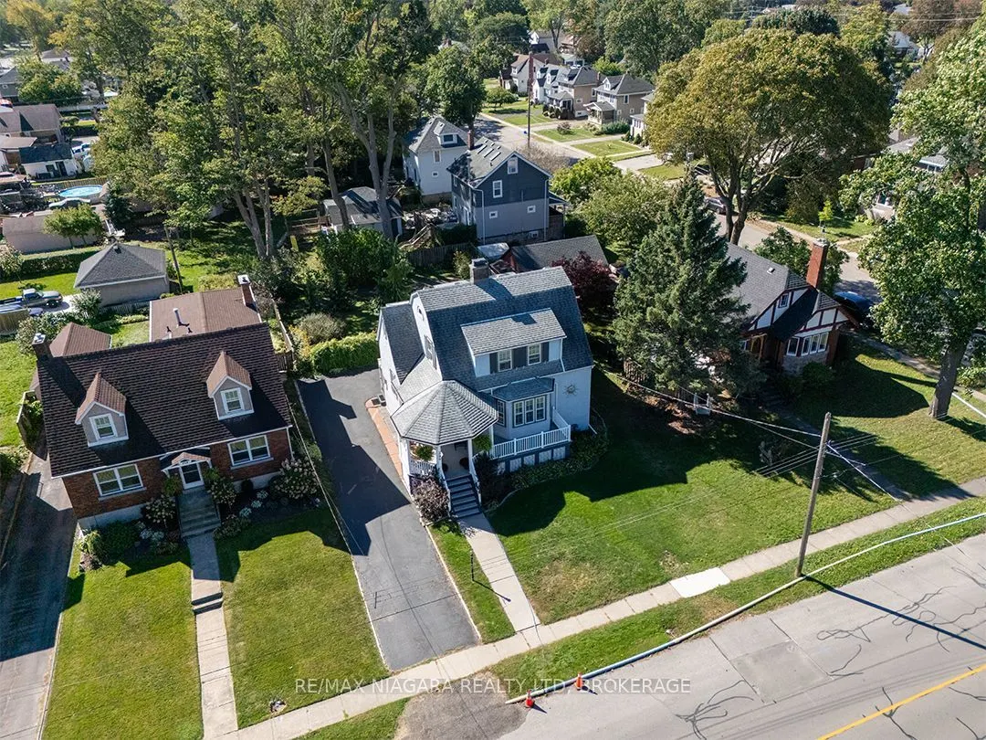 344 CLARENCE Street