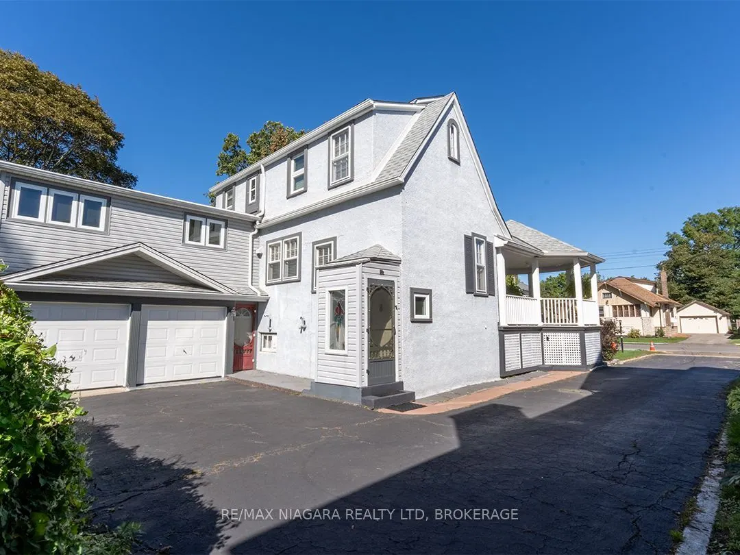344 CLARENCE Street