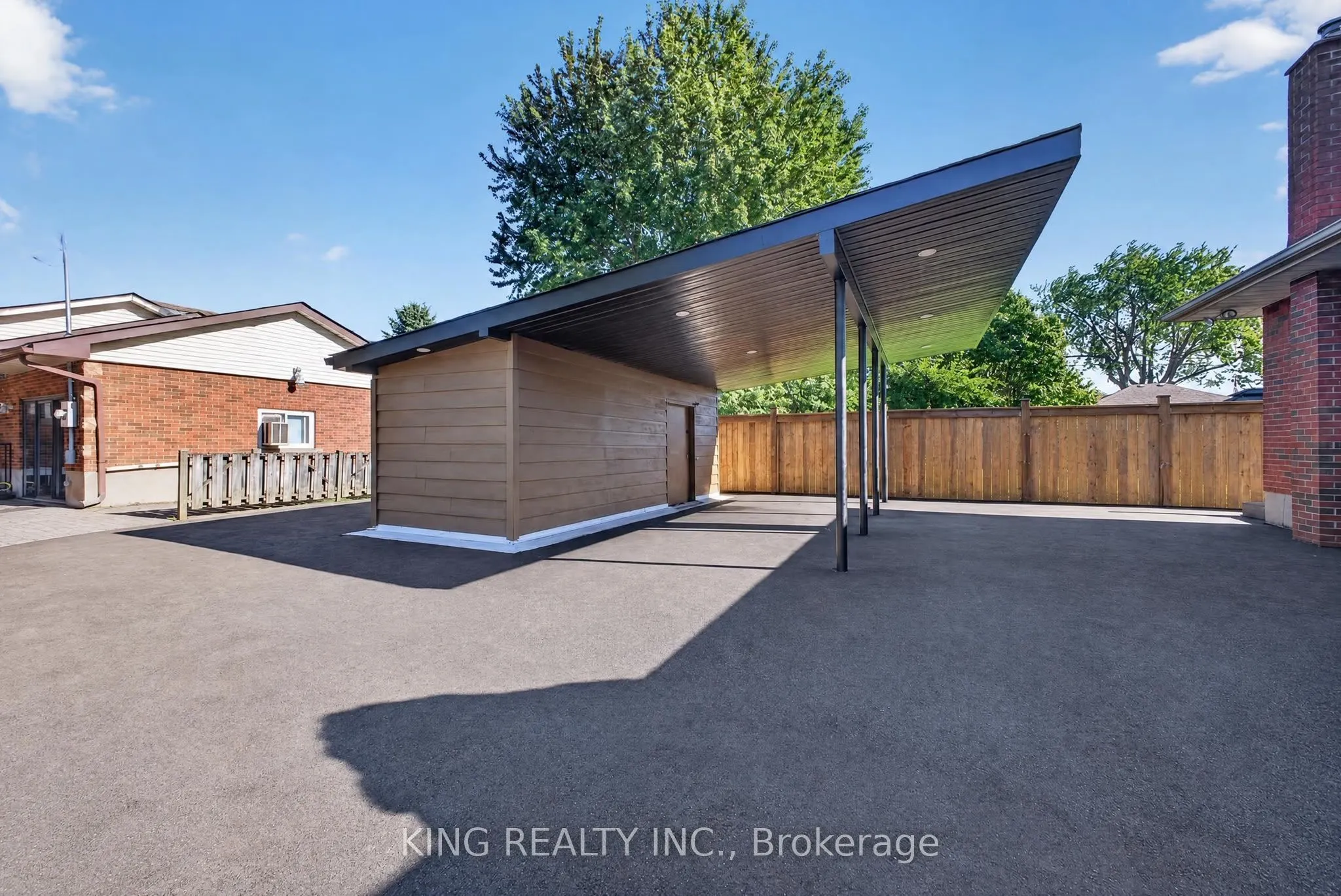 35 HEWKO Street