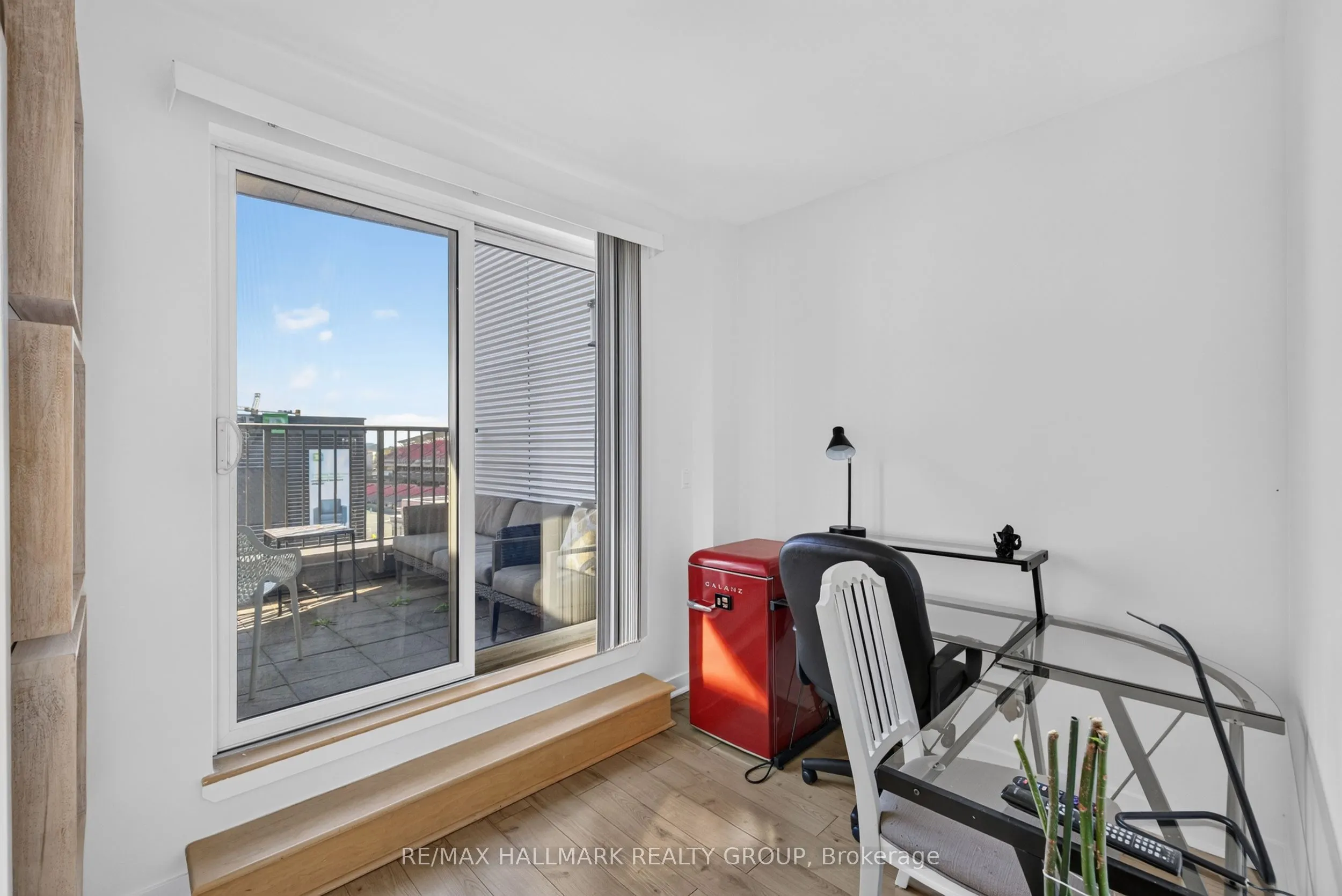 1014 BANK Street #506