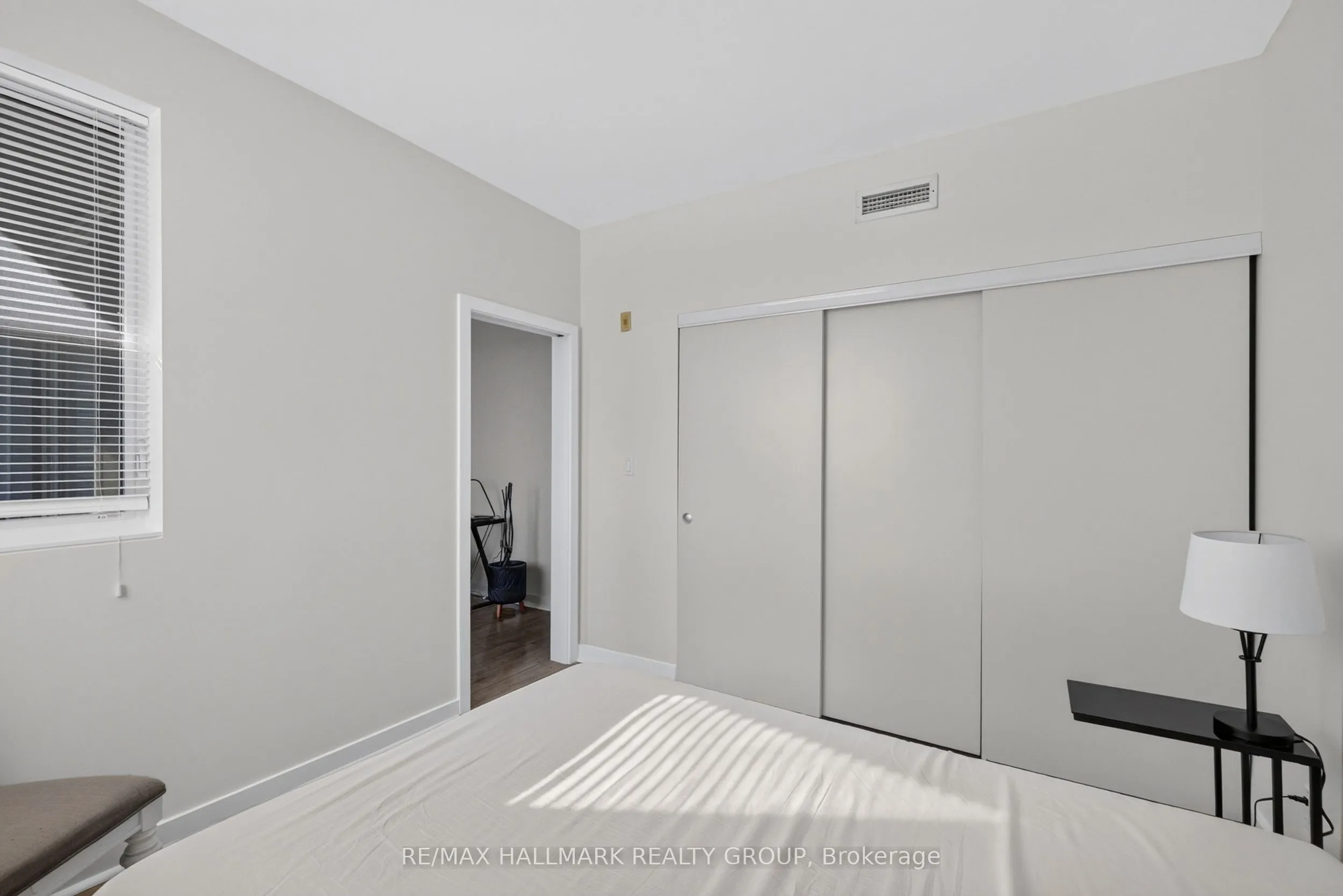 1014 BANK Street #506
