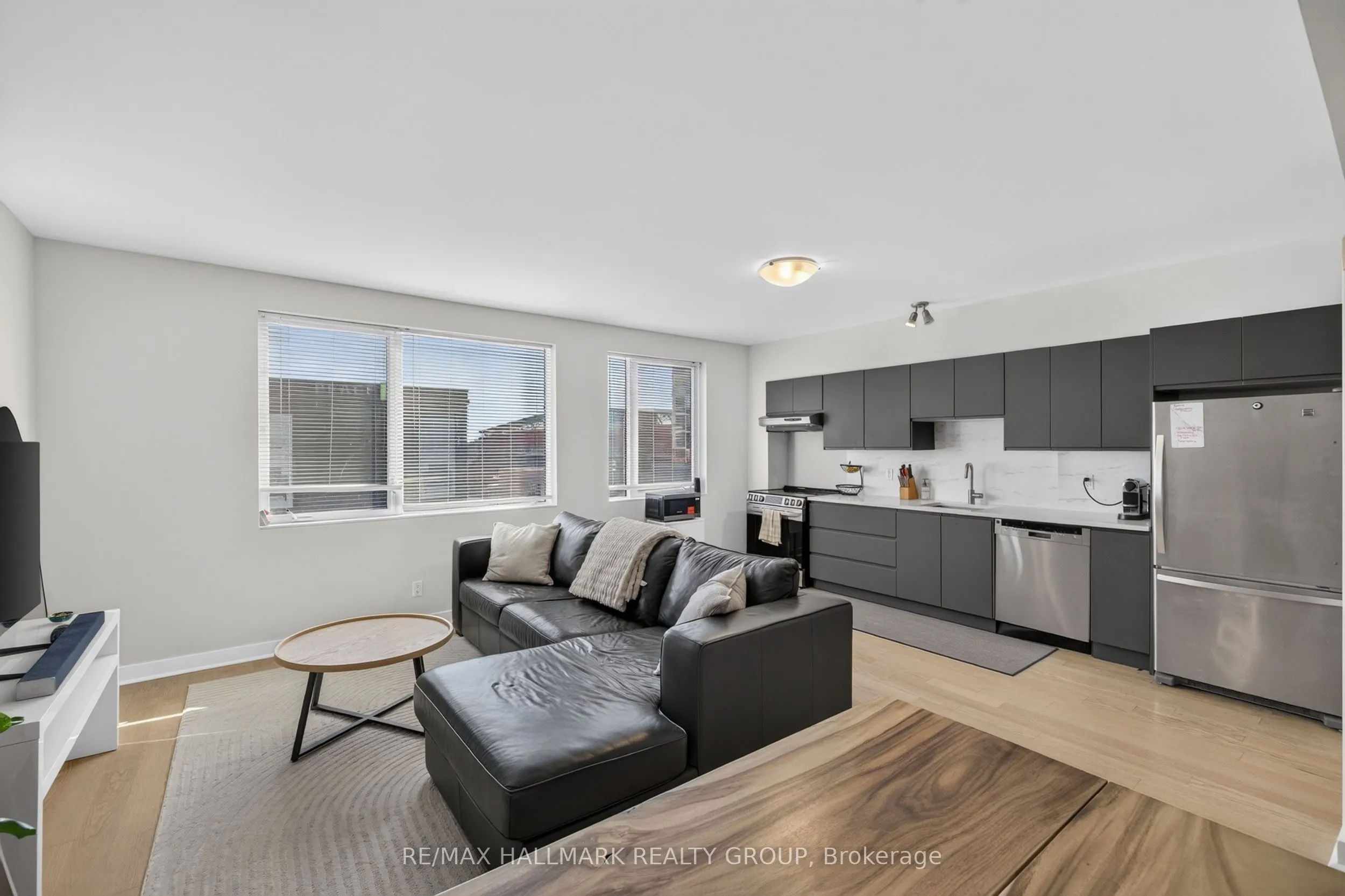 1014 BANK Street #506