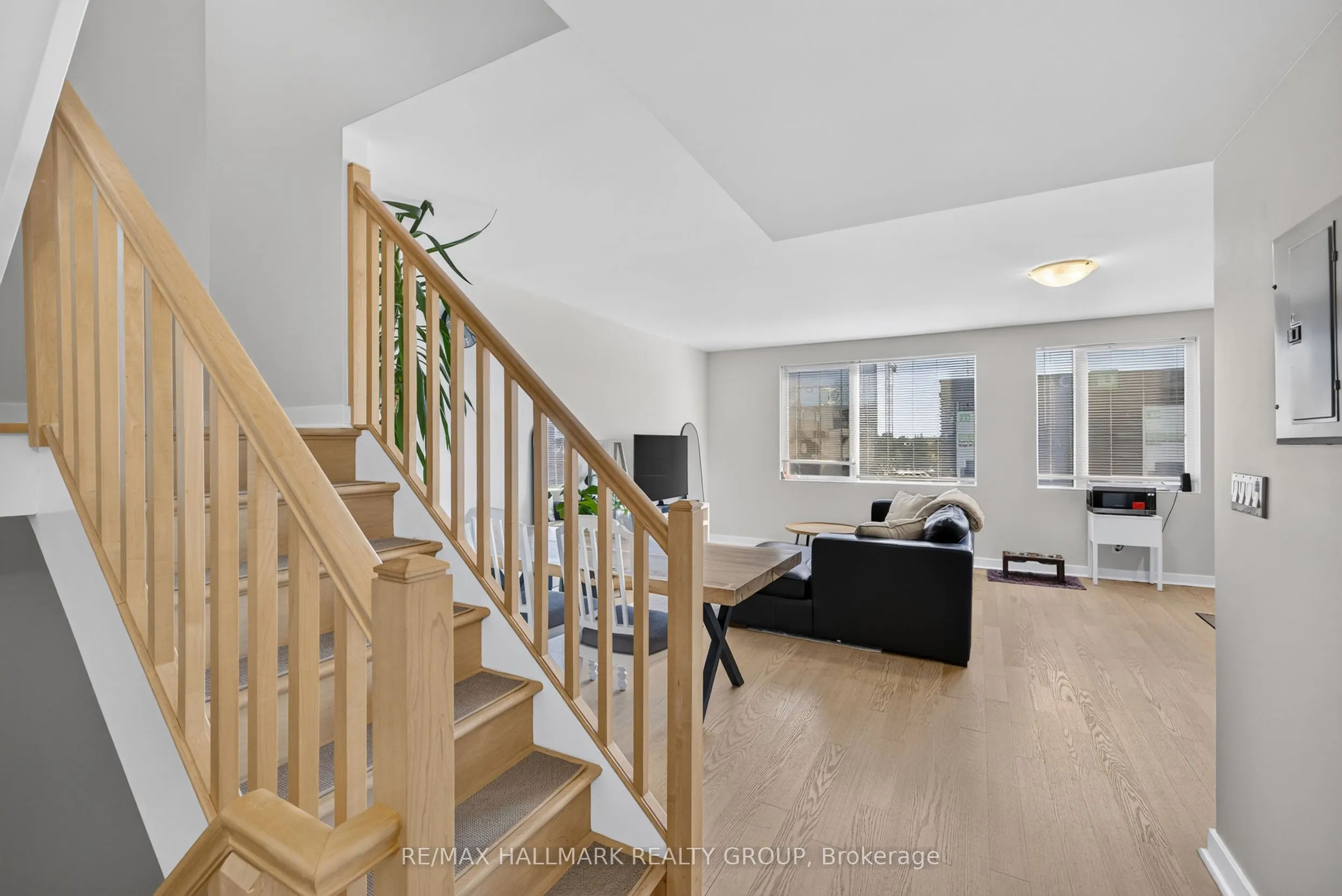 1014 BANK Street #506