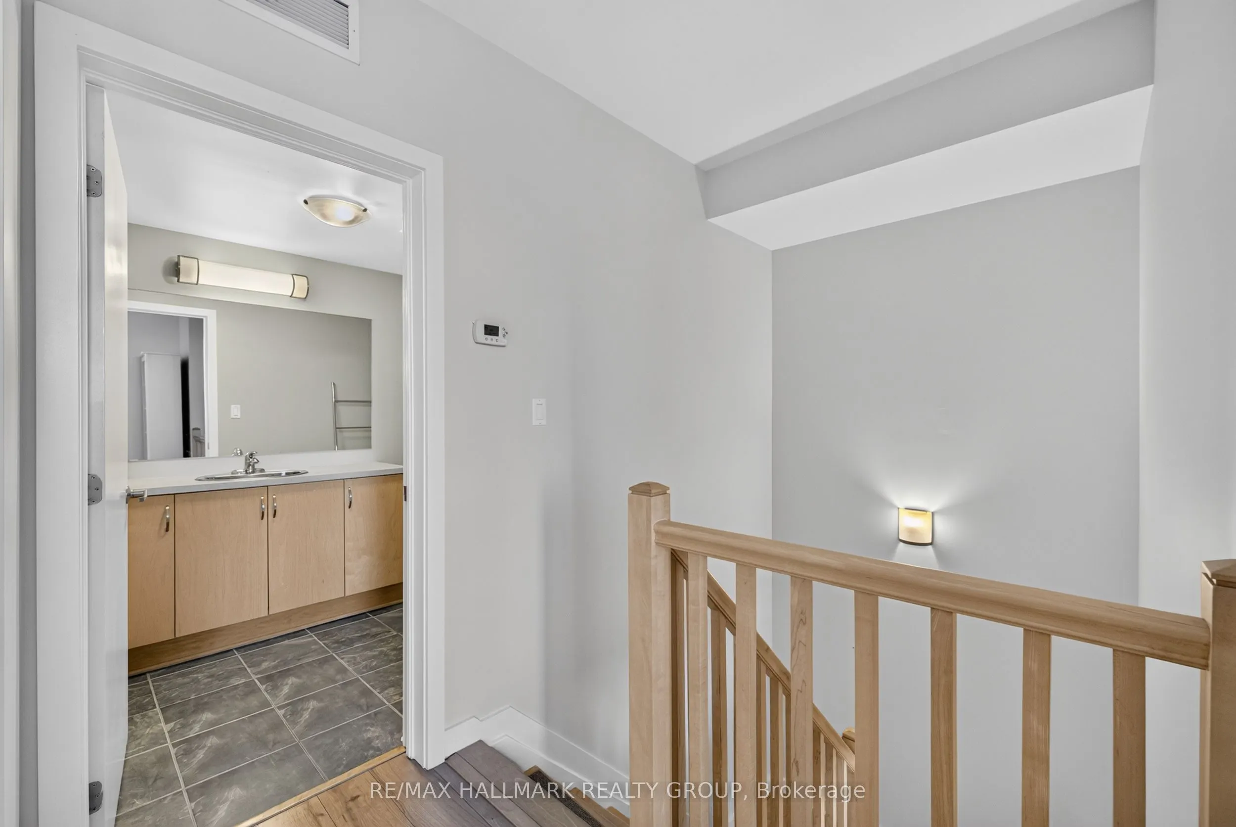 1014 BANK Street #506