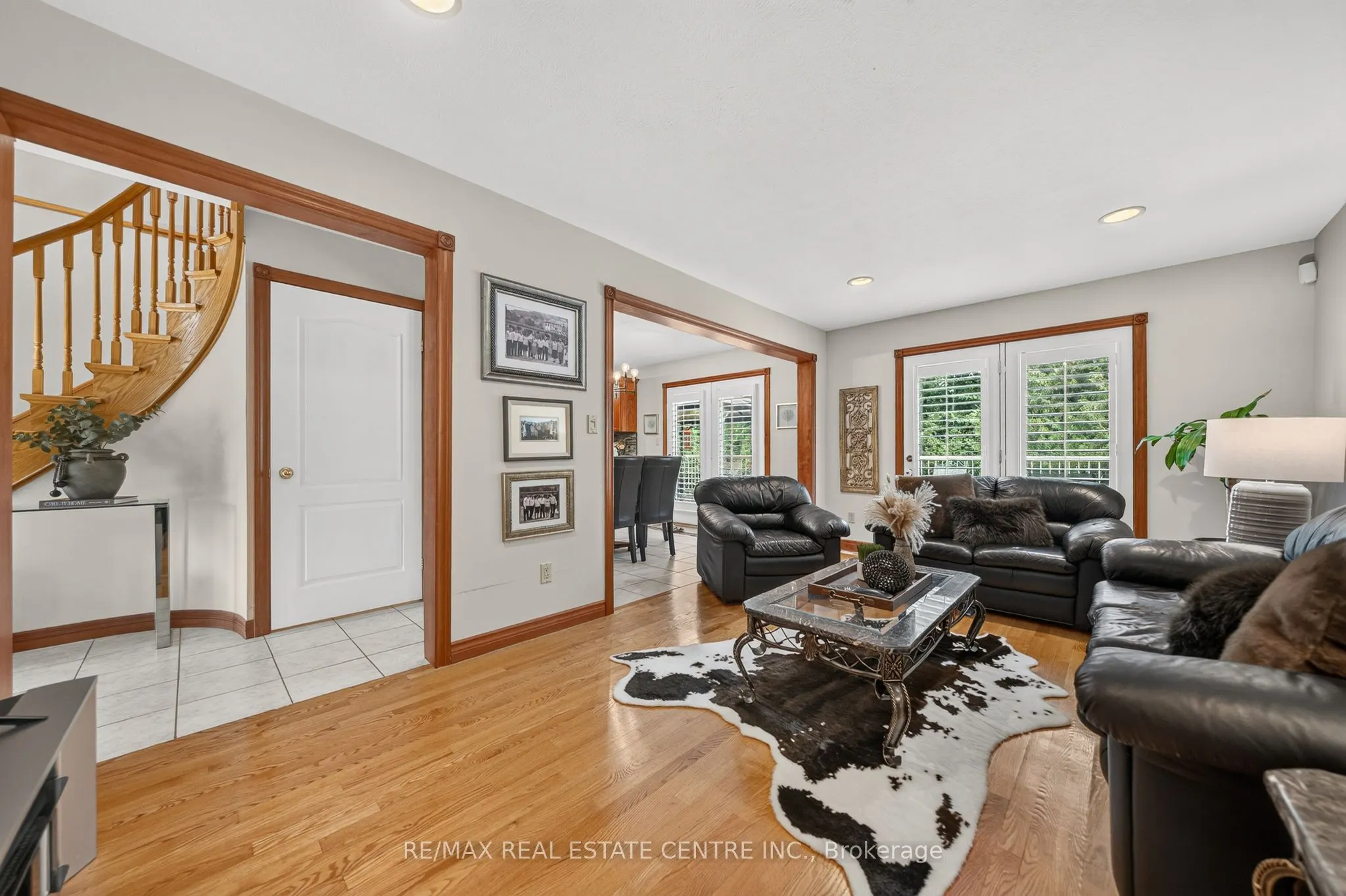 52 Archwood Crescent