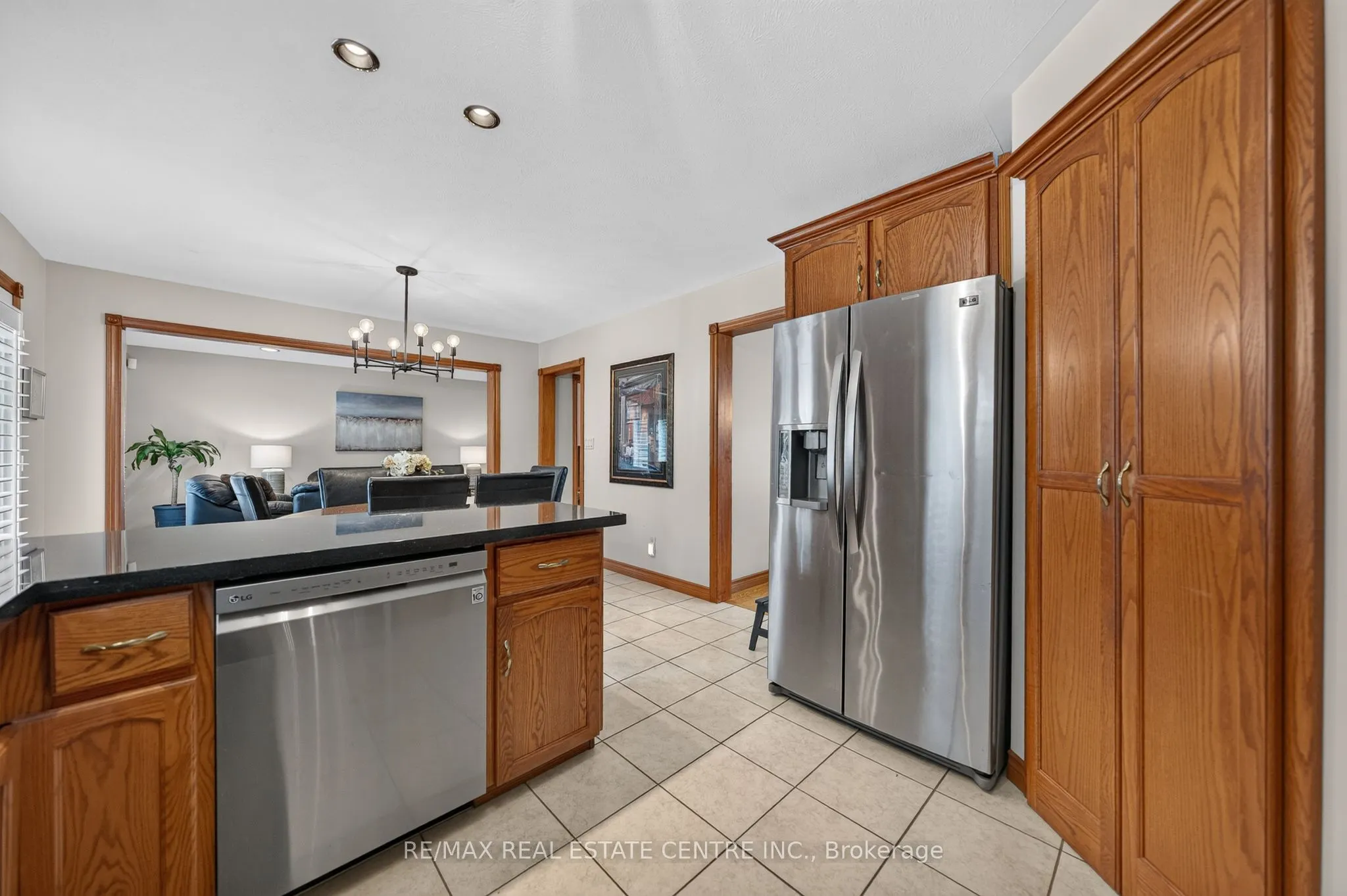 52 Archwood Crescent