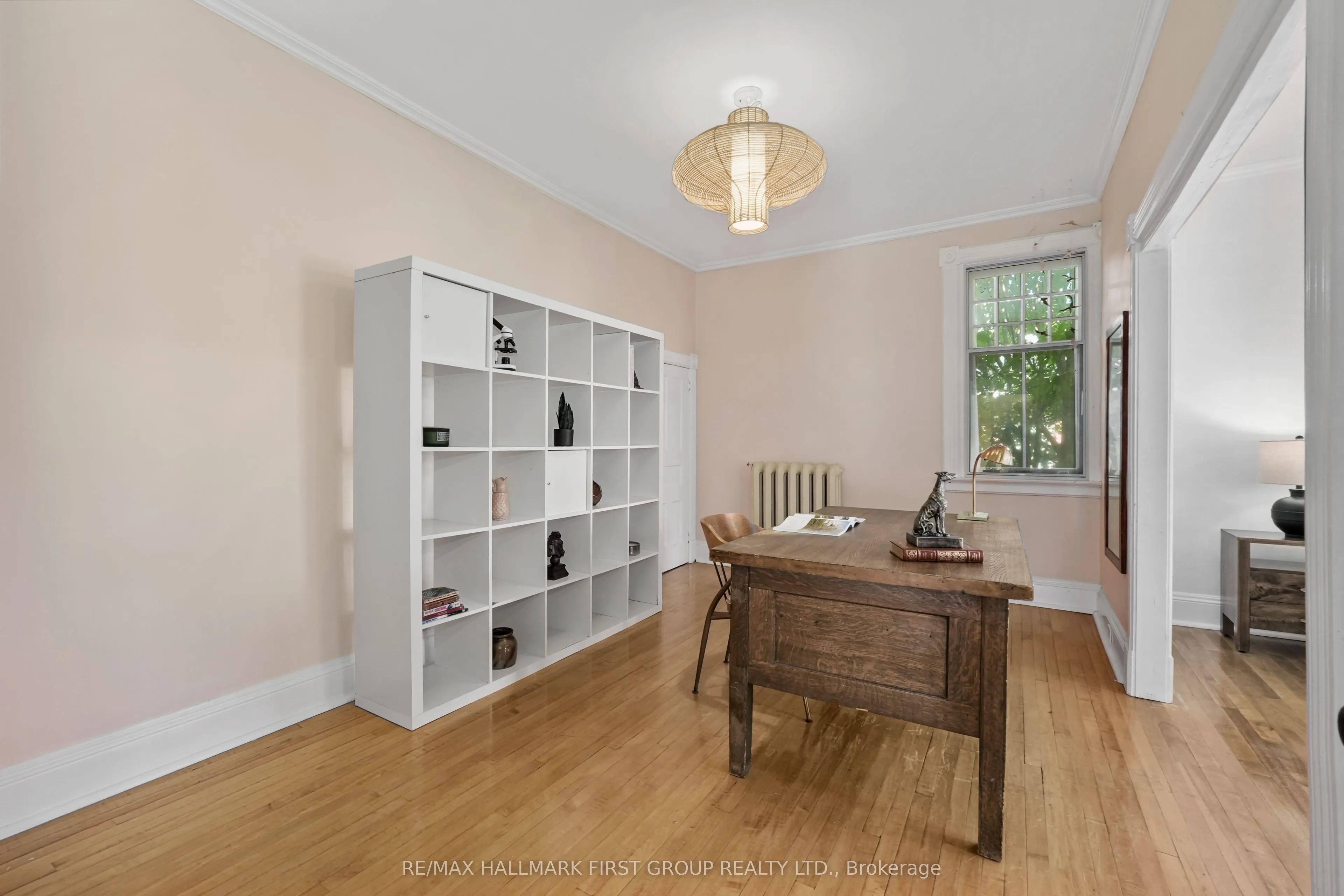 63 King Street E