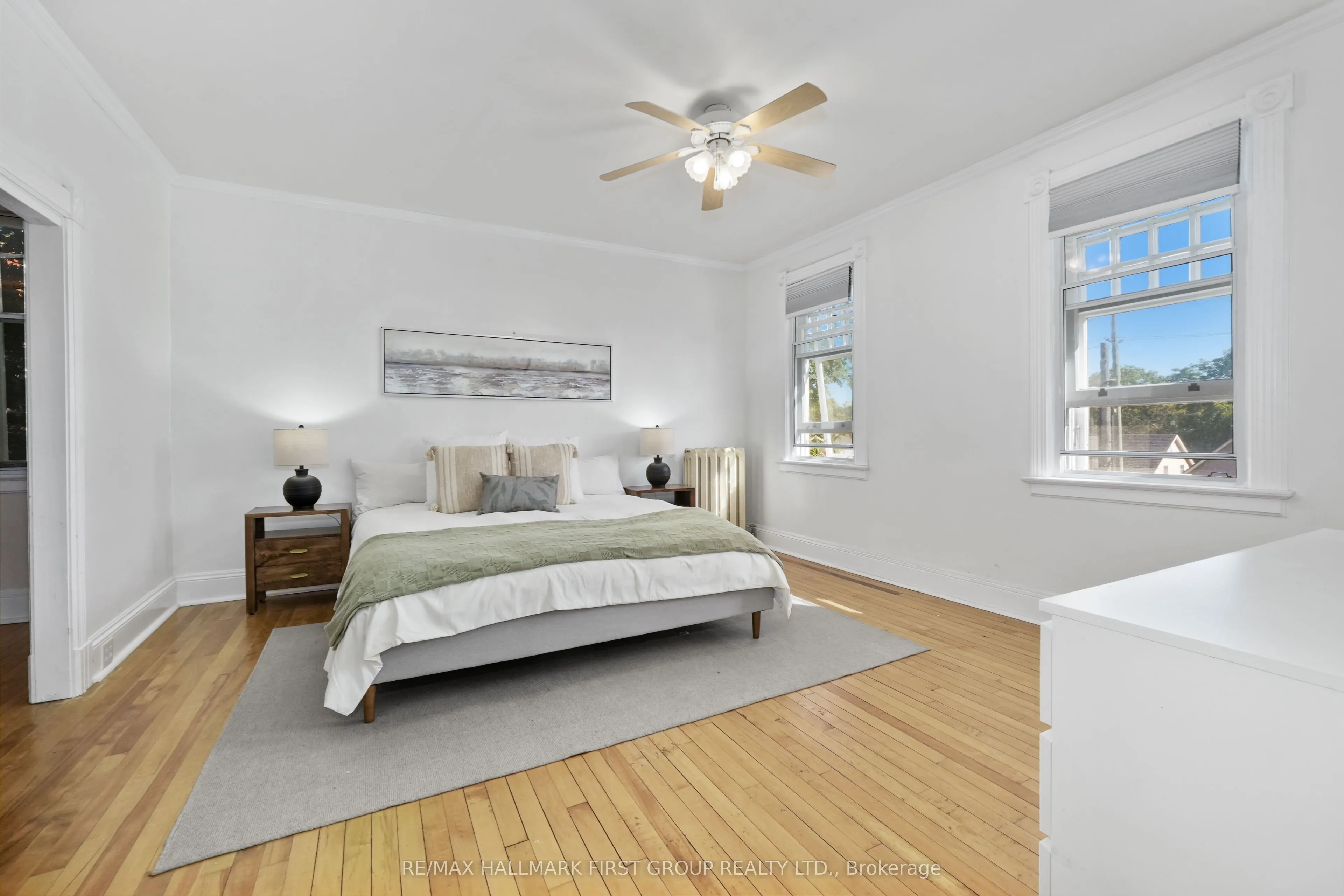 63 King Street E