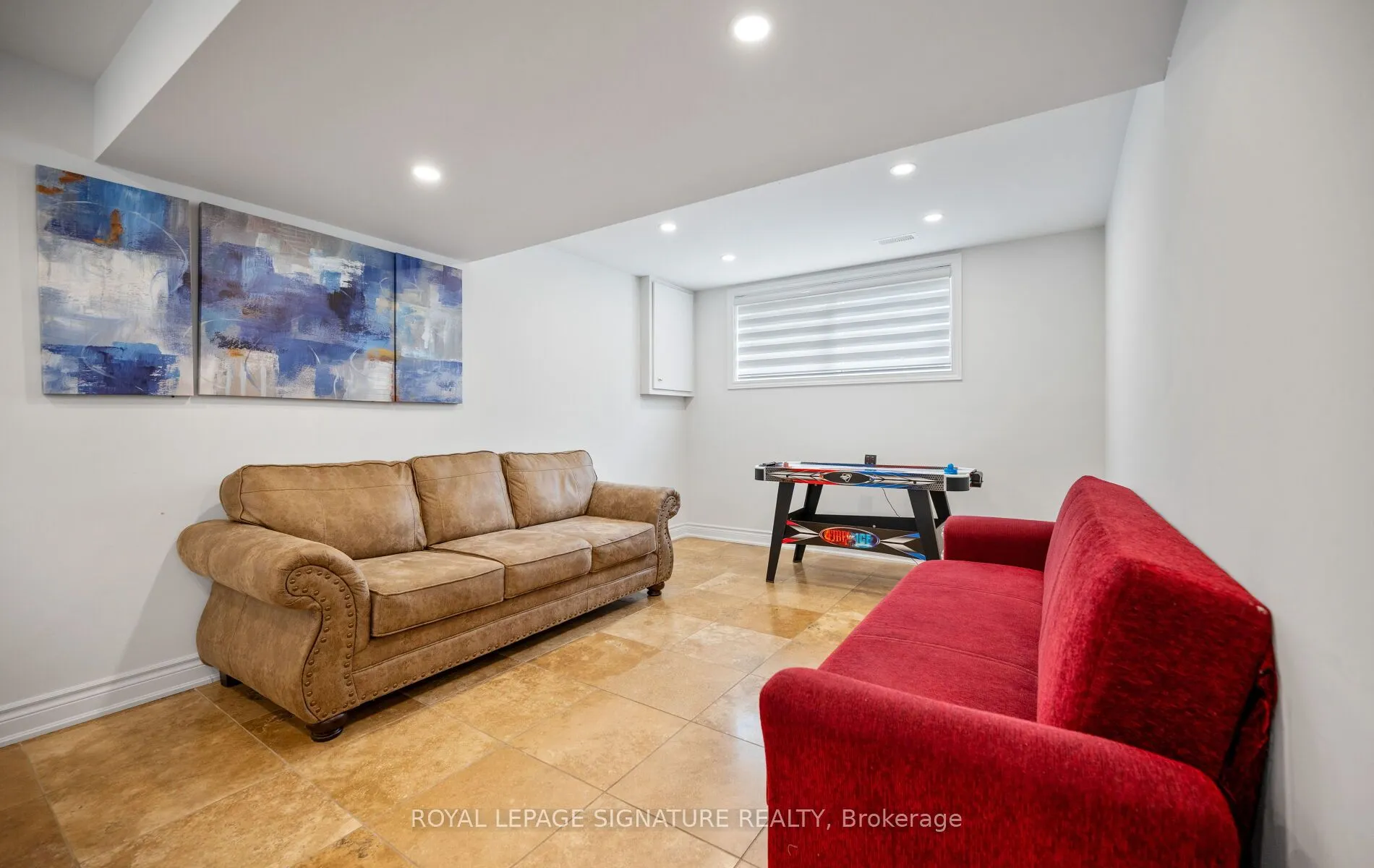17 Wendakee Drive