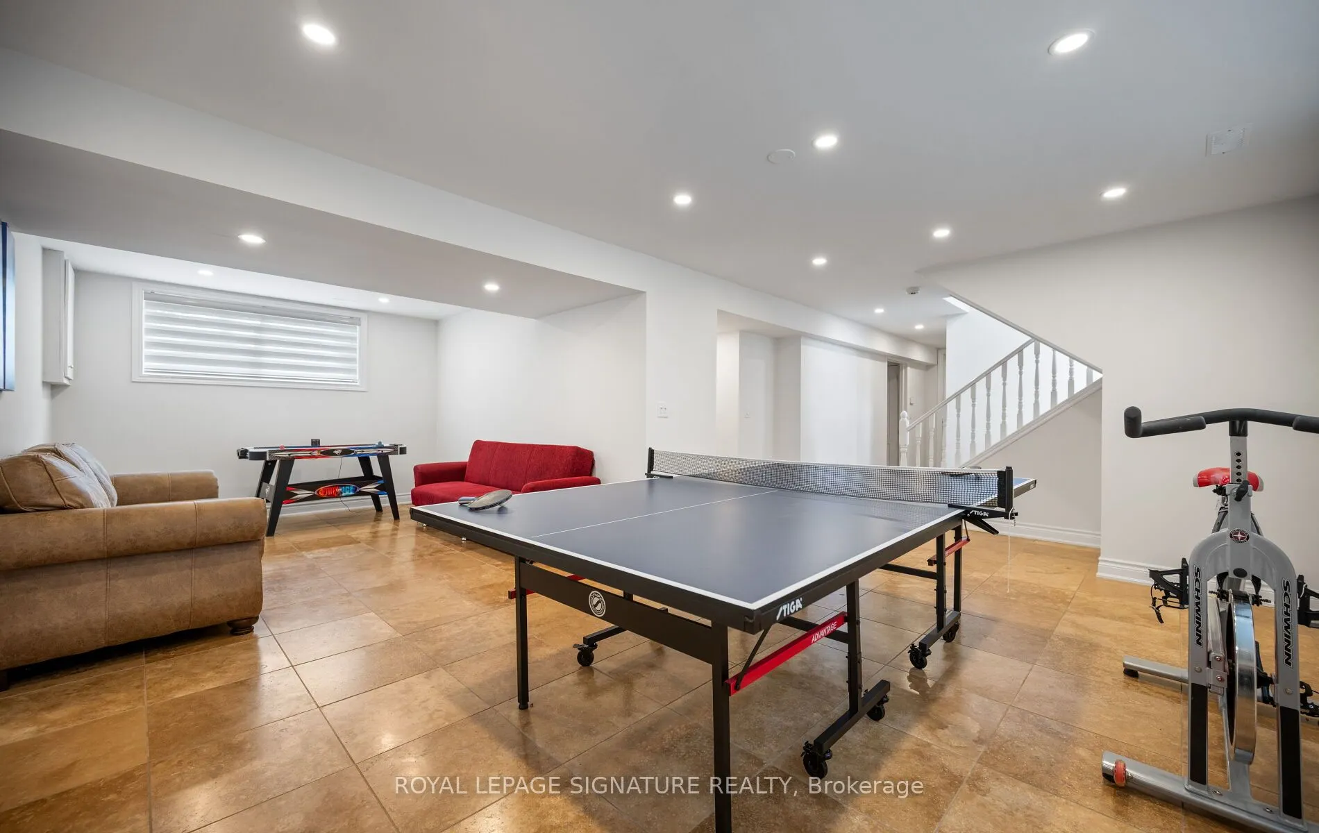 17 Wendakee Drive