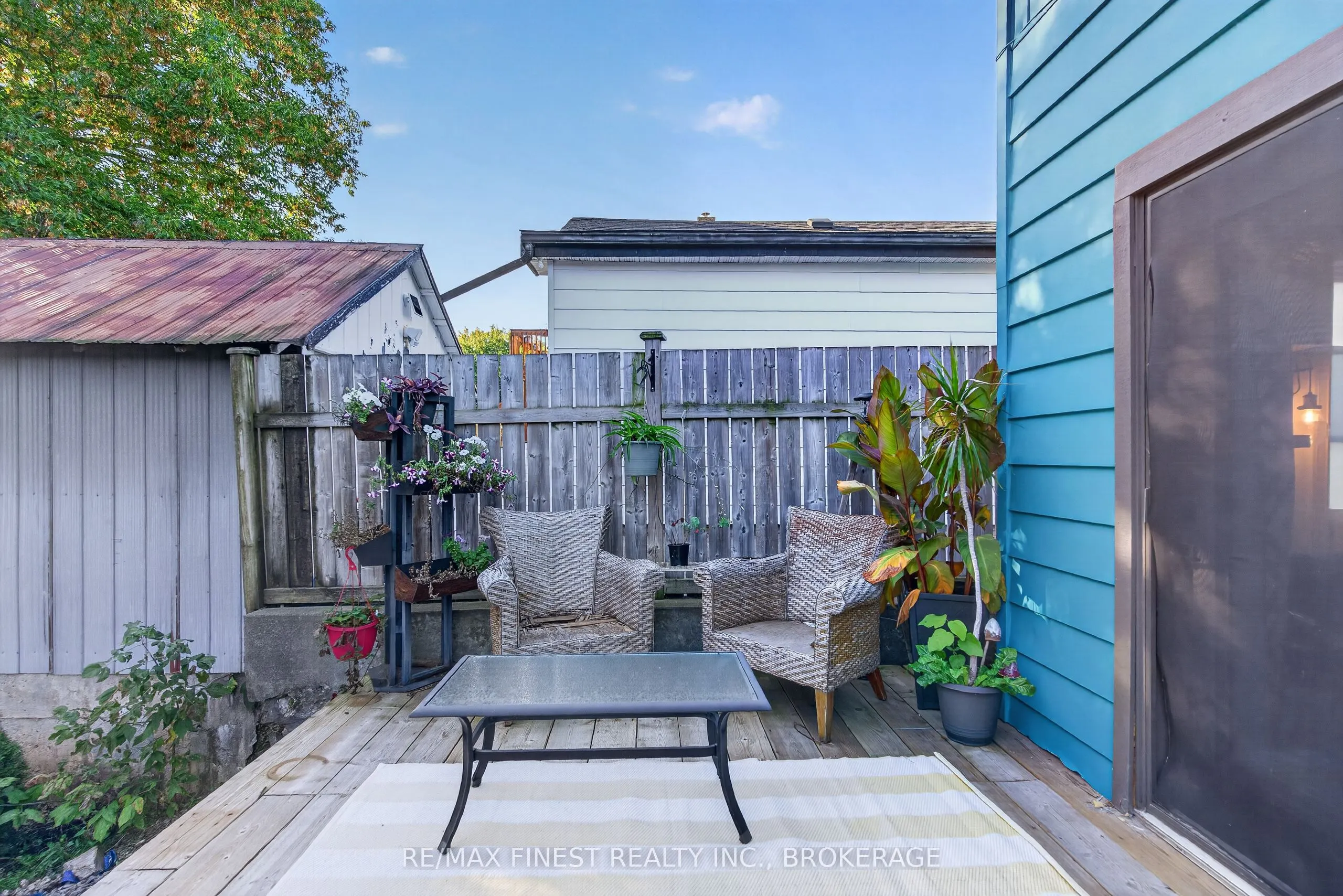387 Nelson Street