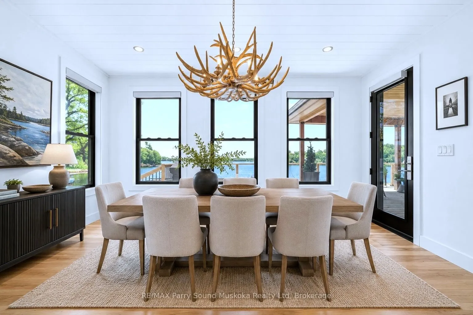 32 A11 Island