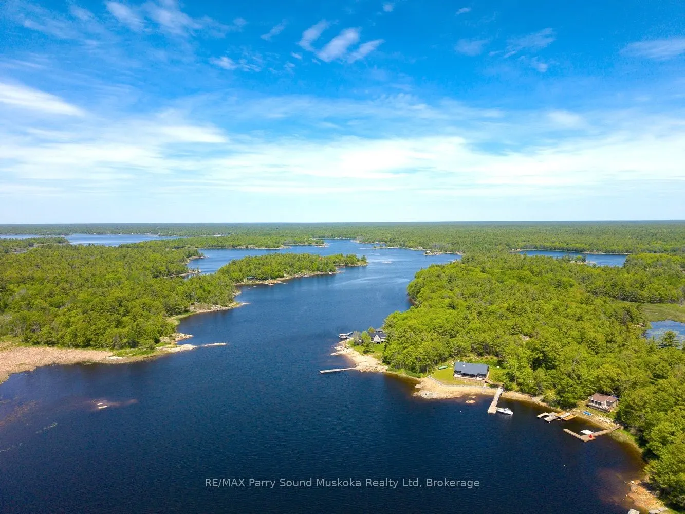 32 A11 Island