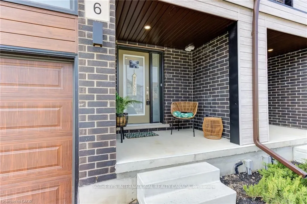 18 Oak Forest Common #8B
