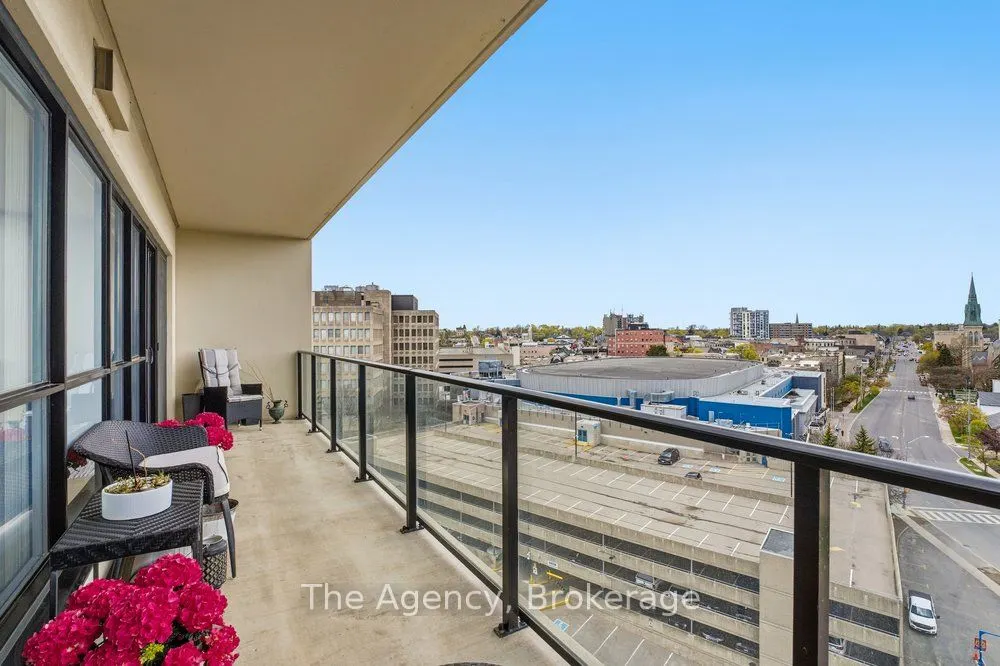 160 Macdonell Street #901