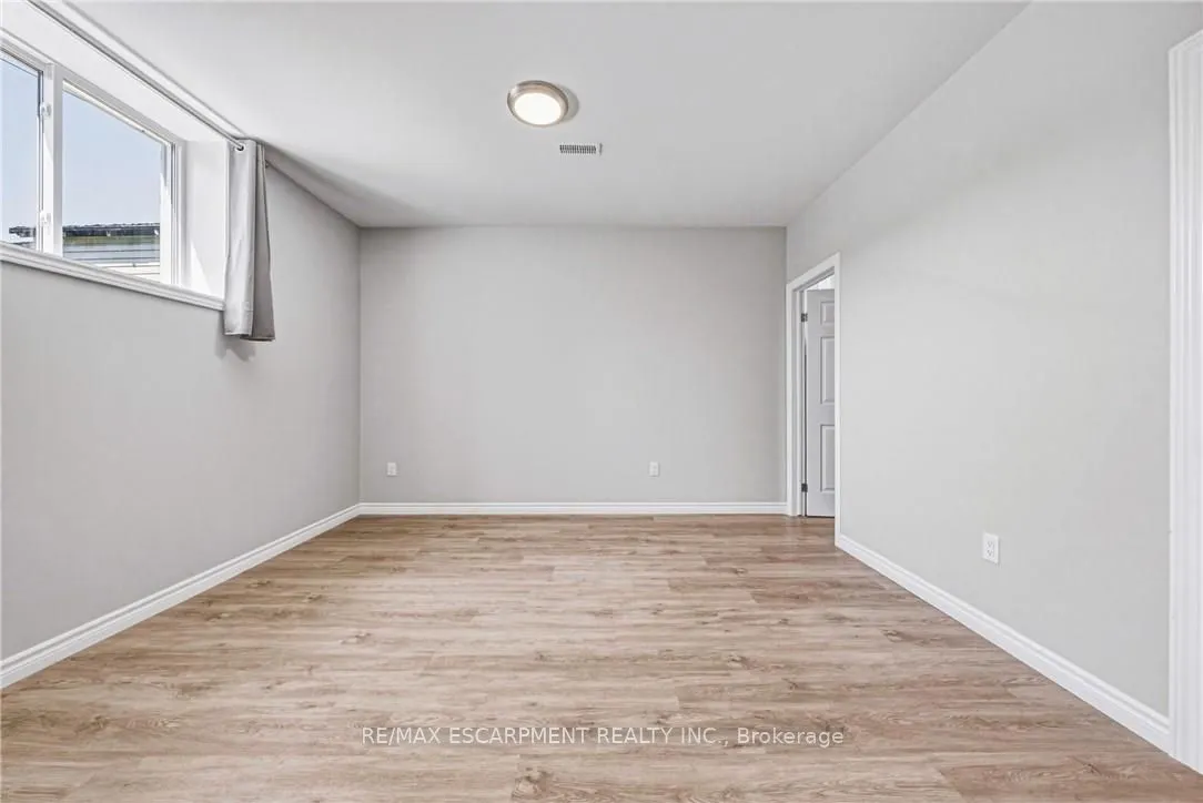 602 Cochrane Road