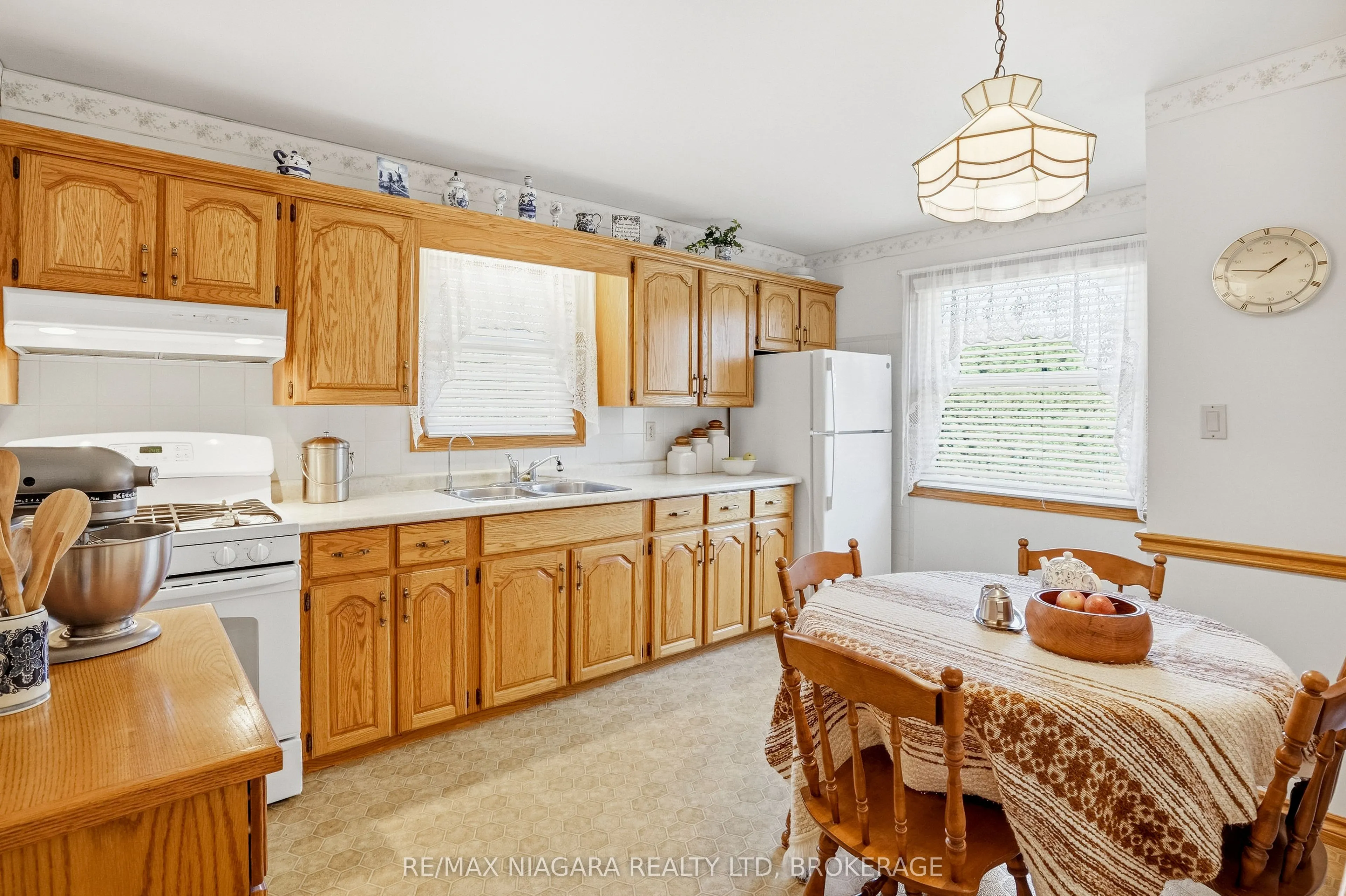 7771 Wilson Crescent
