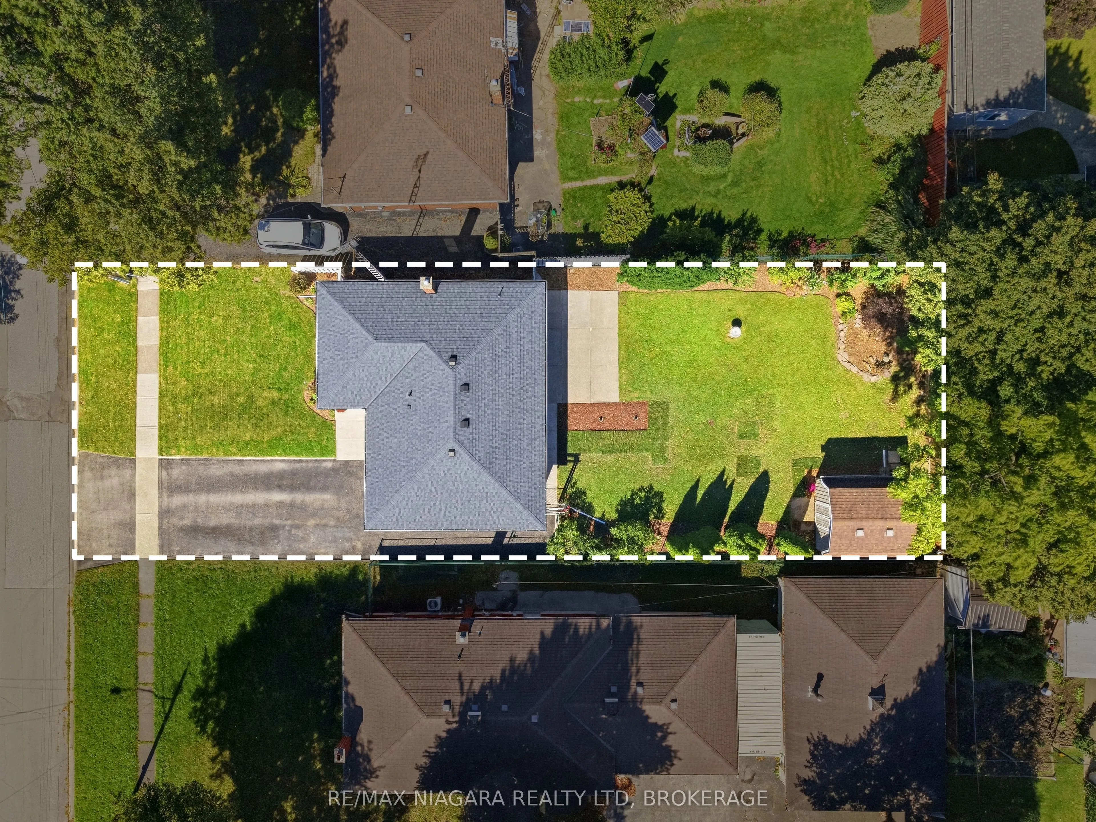 7771 Wilson Crescent