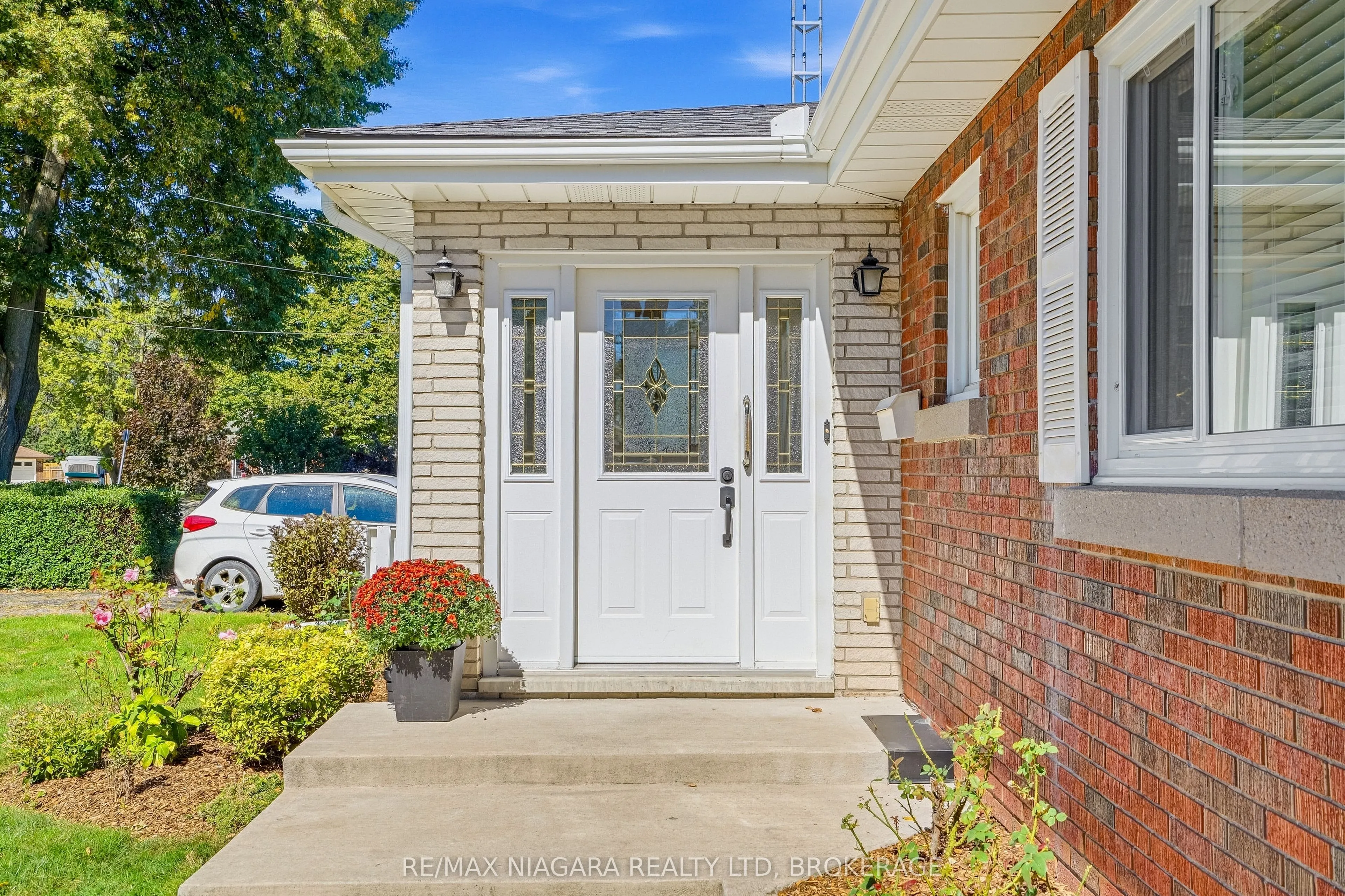 7771 Wilson Crescent
