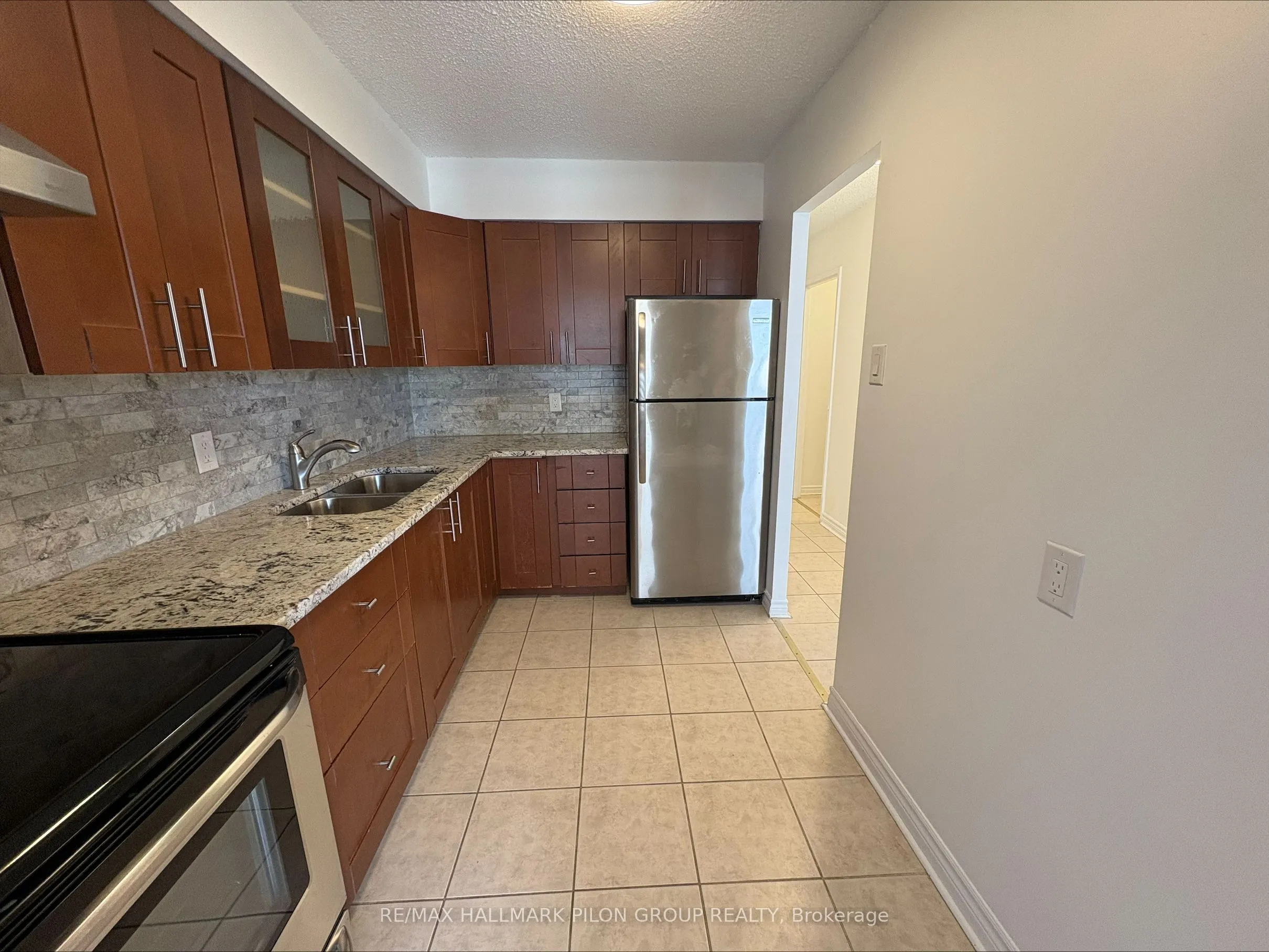 158B Mcarthur Avenue #904