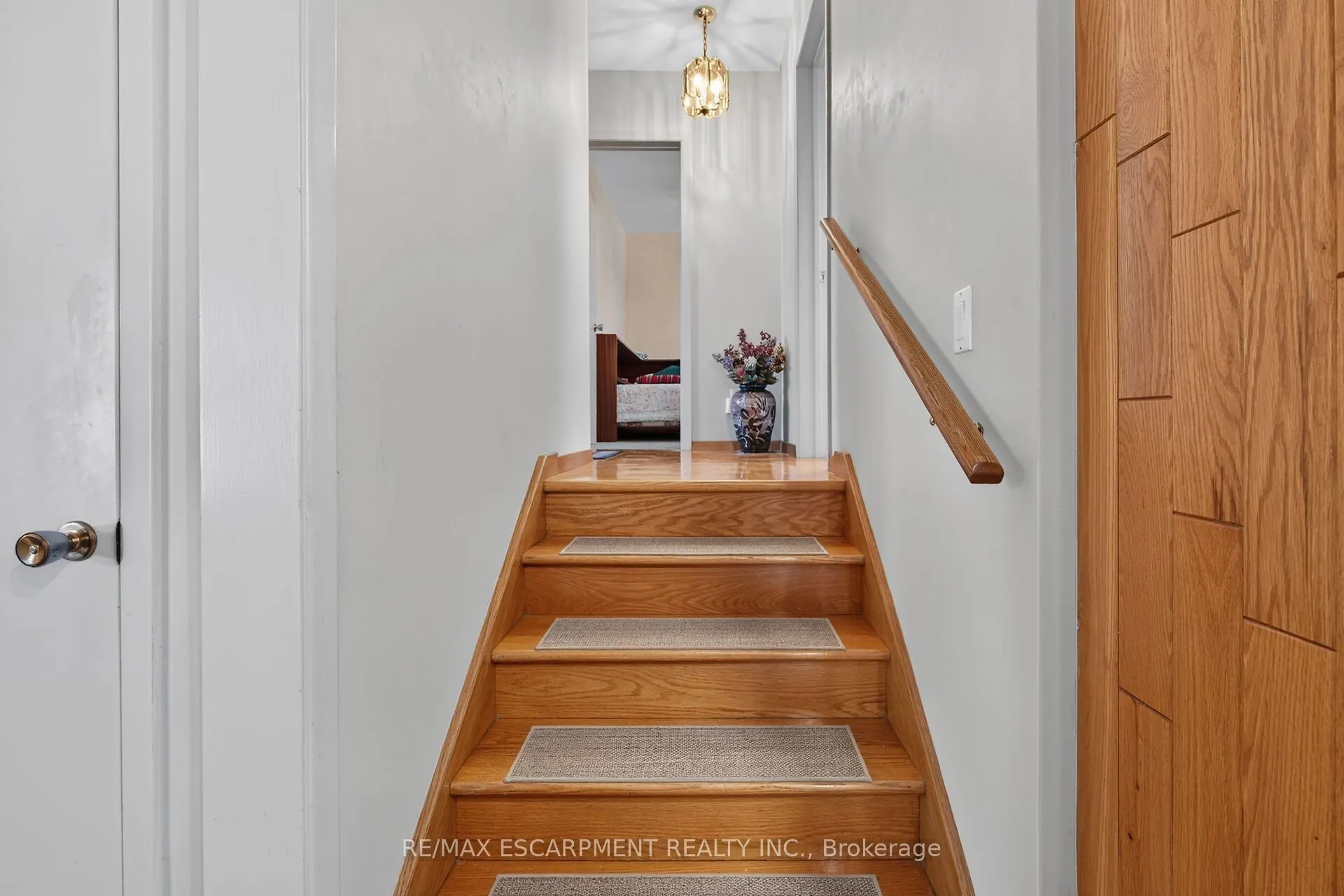 994 Barton Street