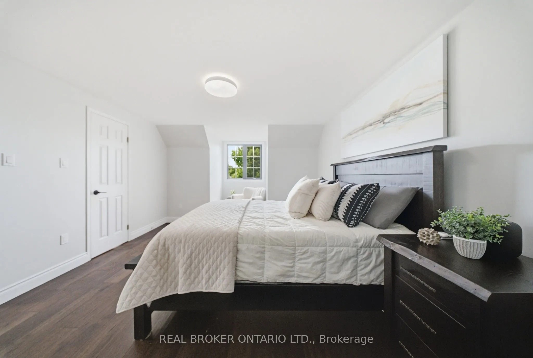 19 Boulder Crescent
