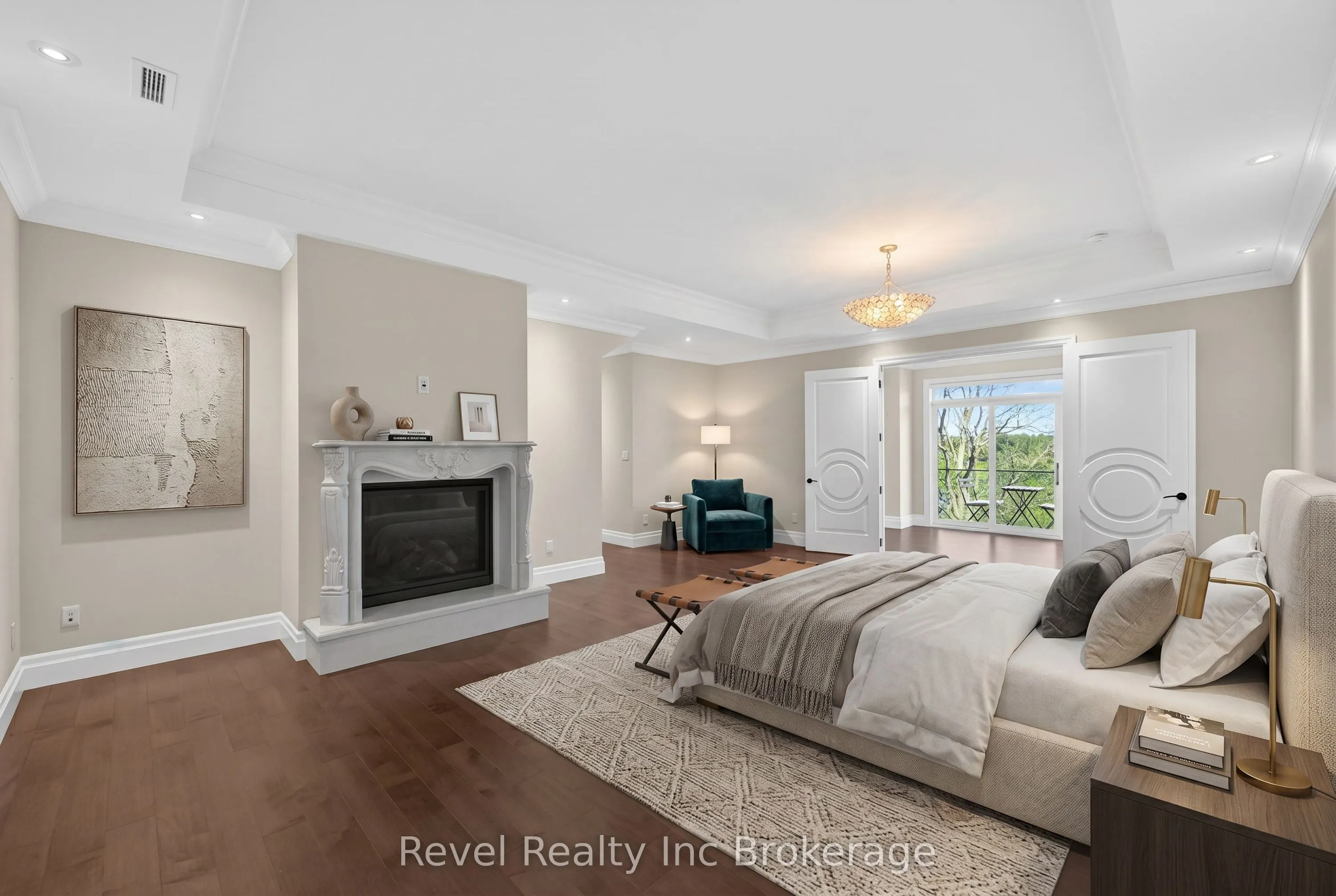 241 Tamarack Boulevard