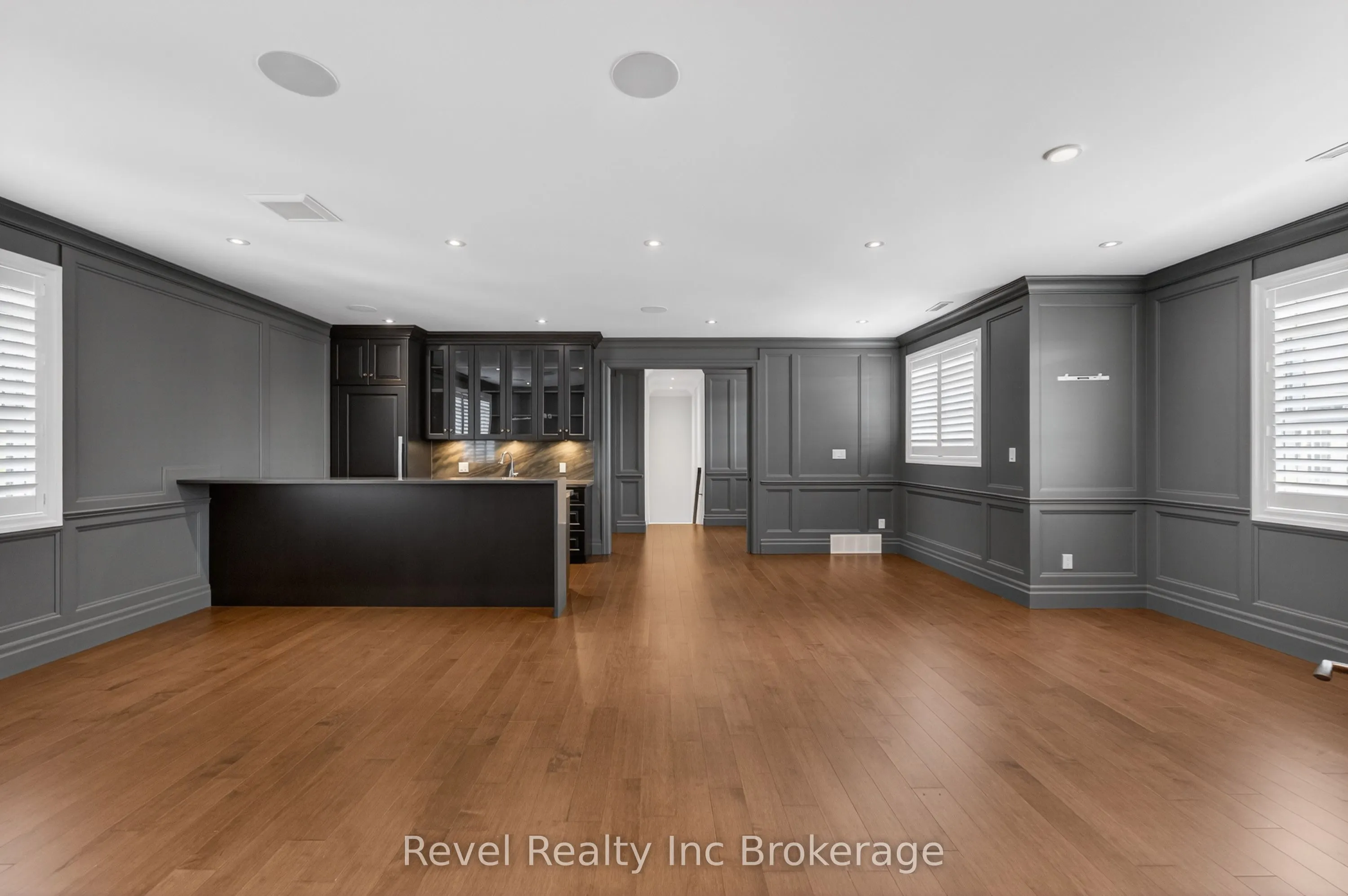 241 Tamarack Boulevard