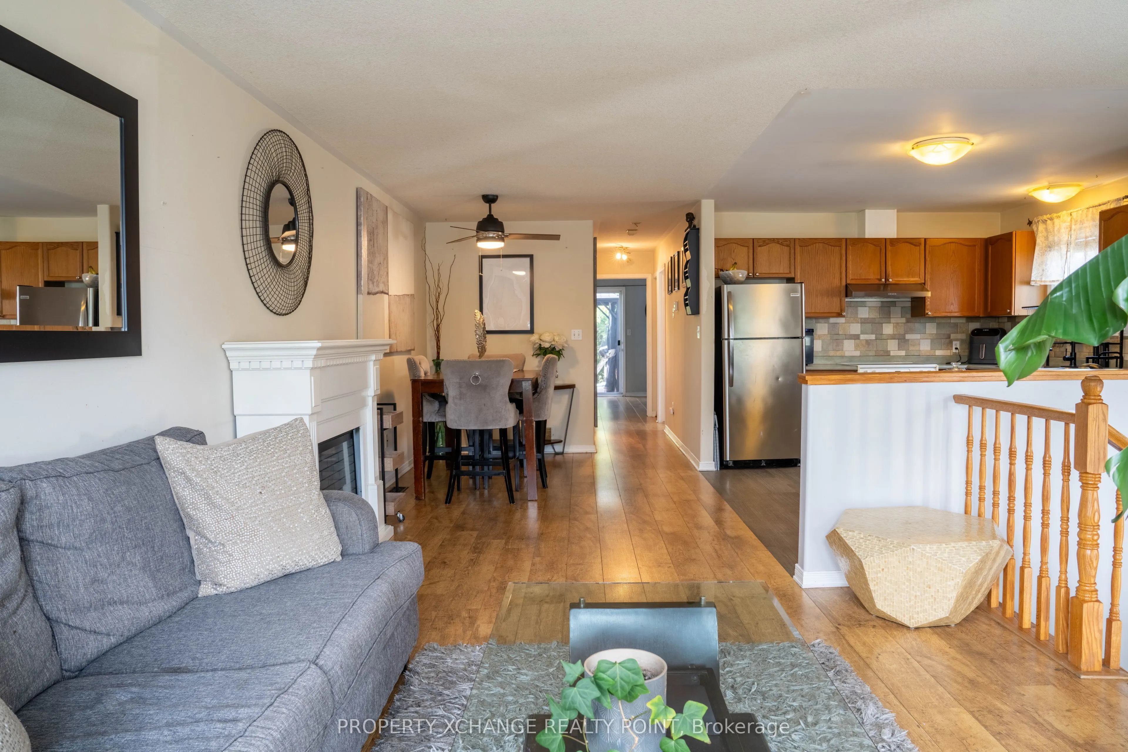 814 PEACHWOOD Street