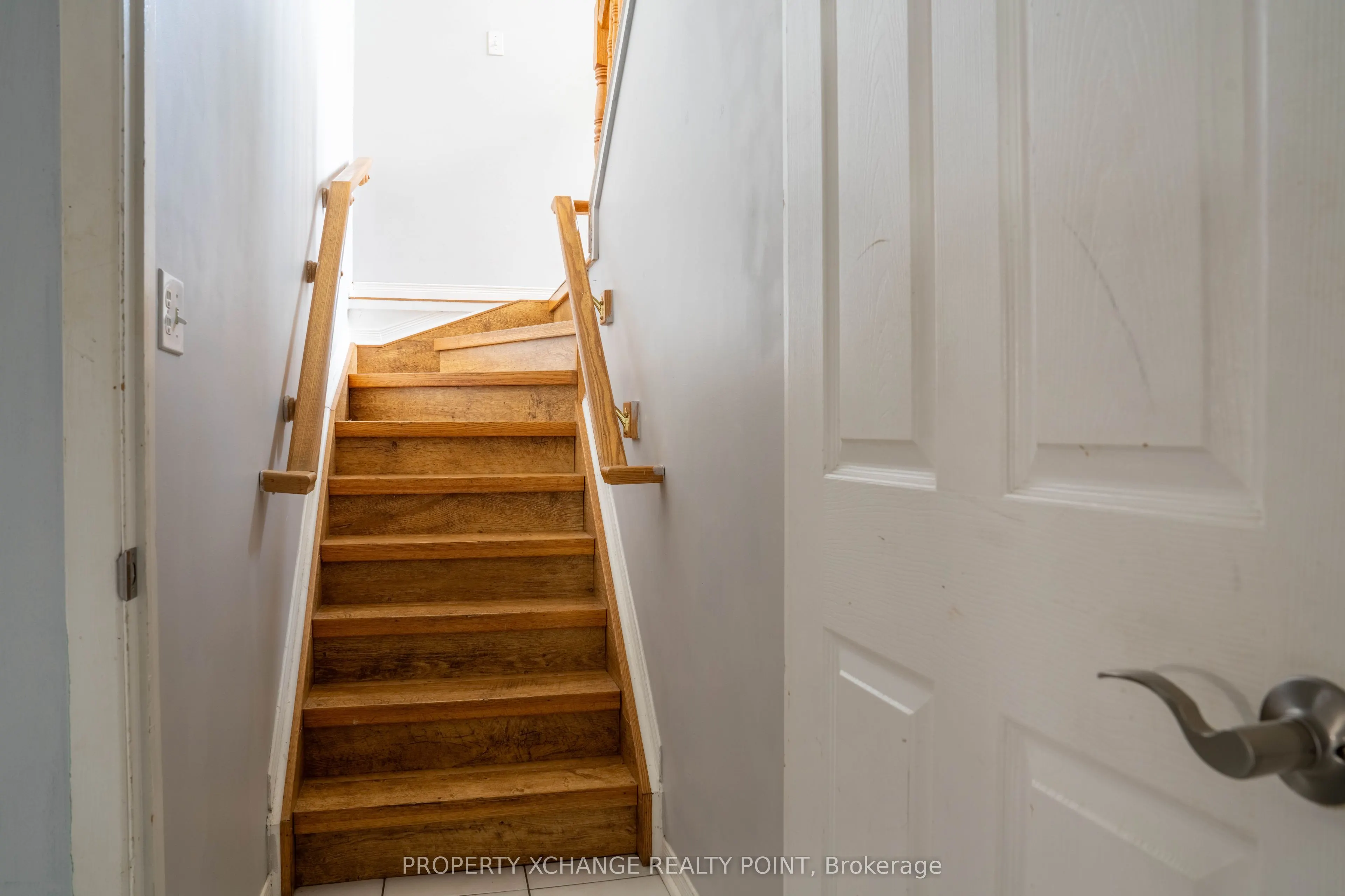 814 PEACHWOOD Street