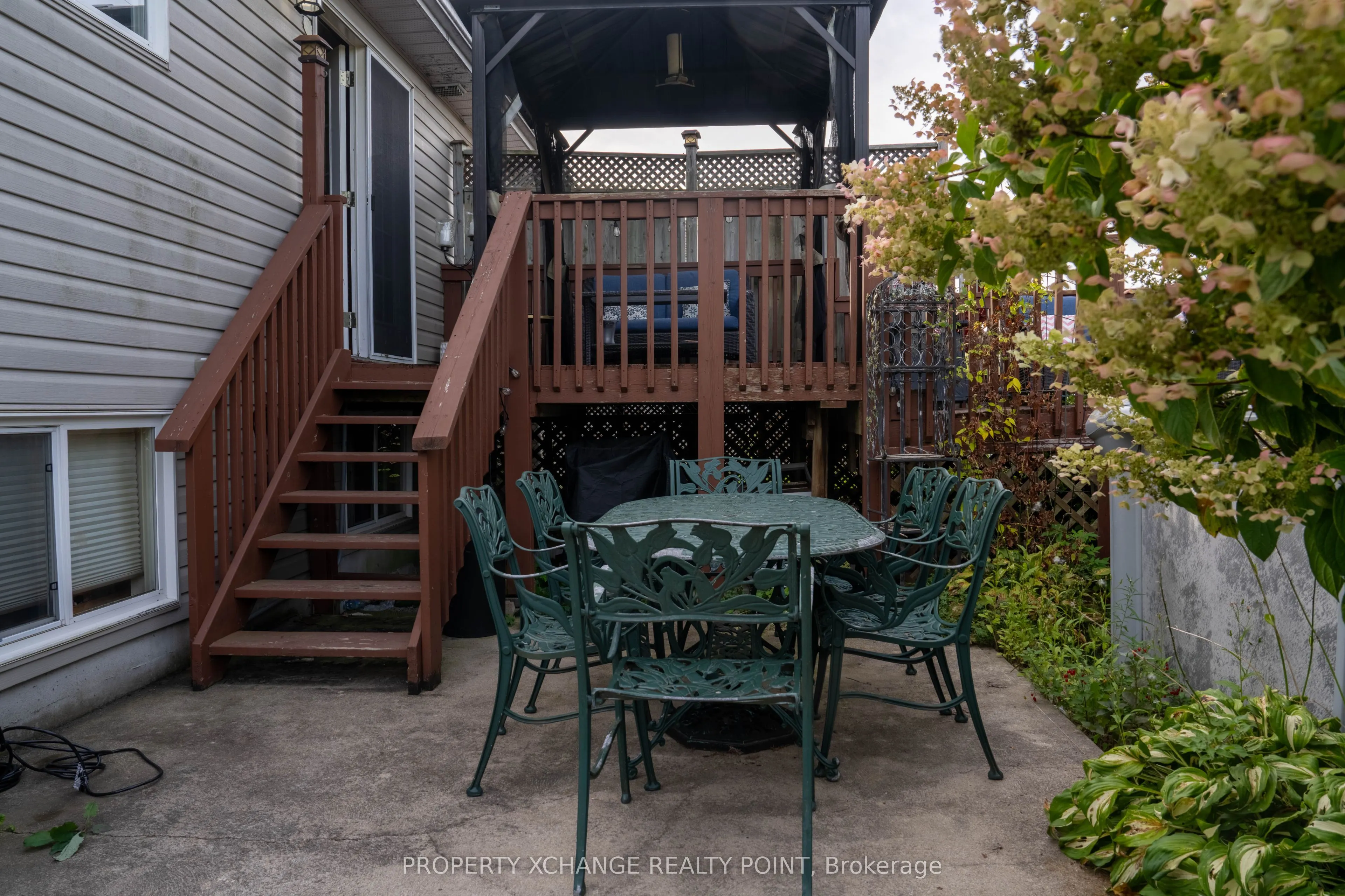 814 PEACHWOOD Street