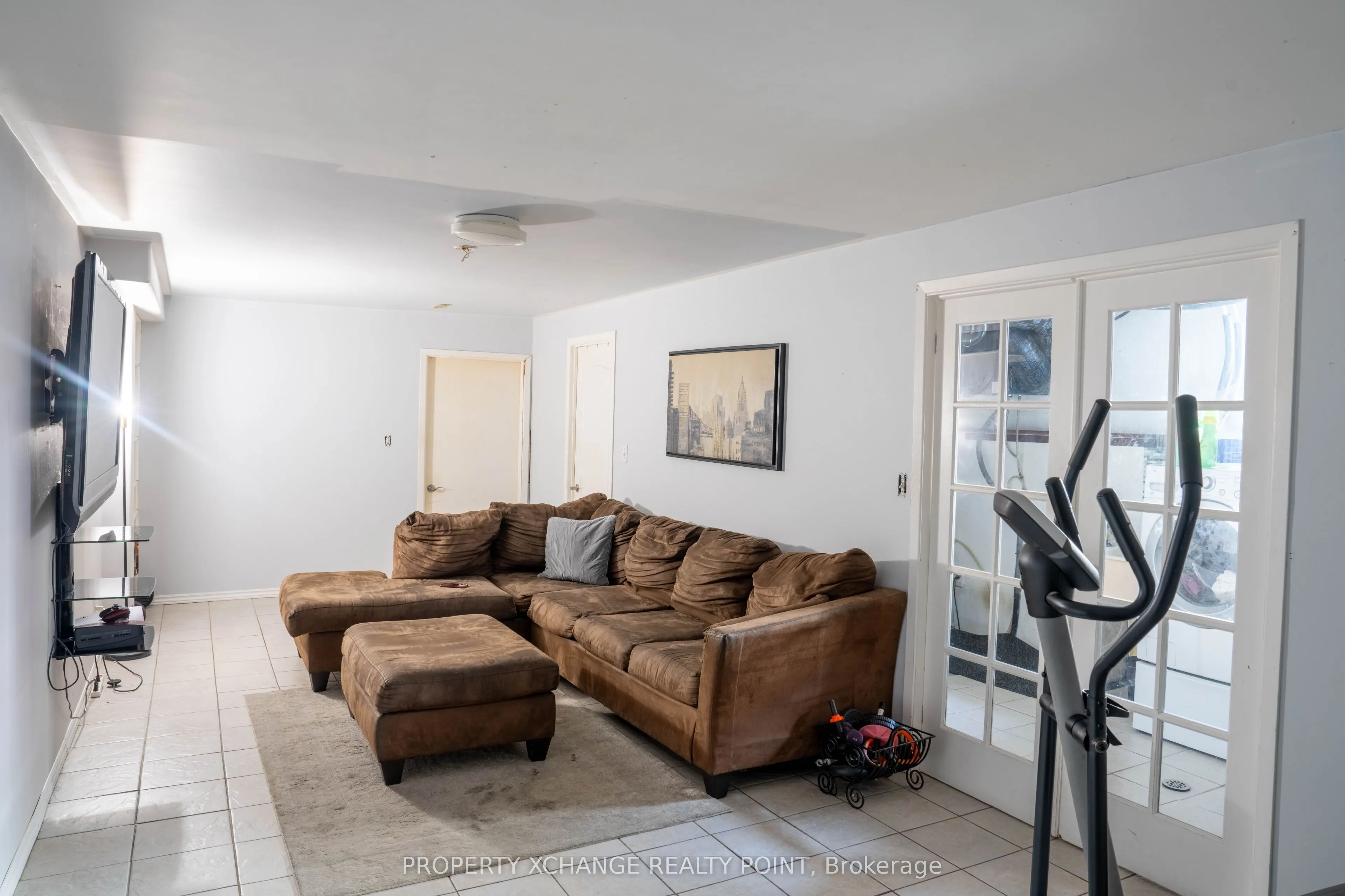 814 PEACHWOOD Street