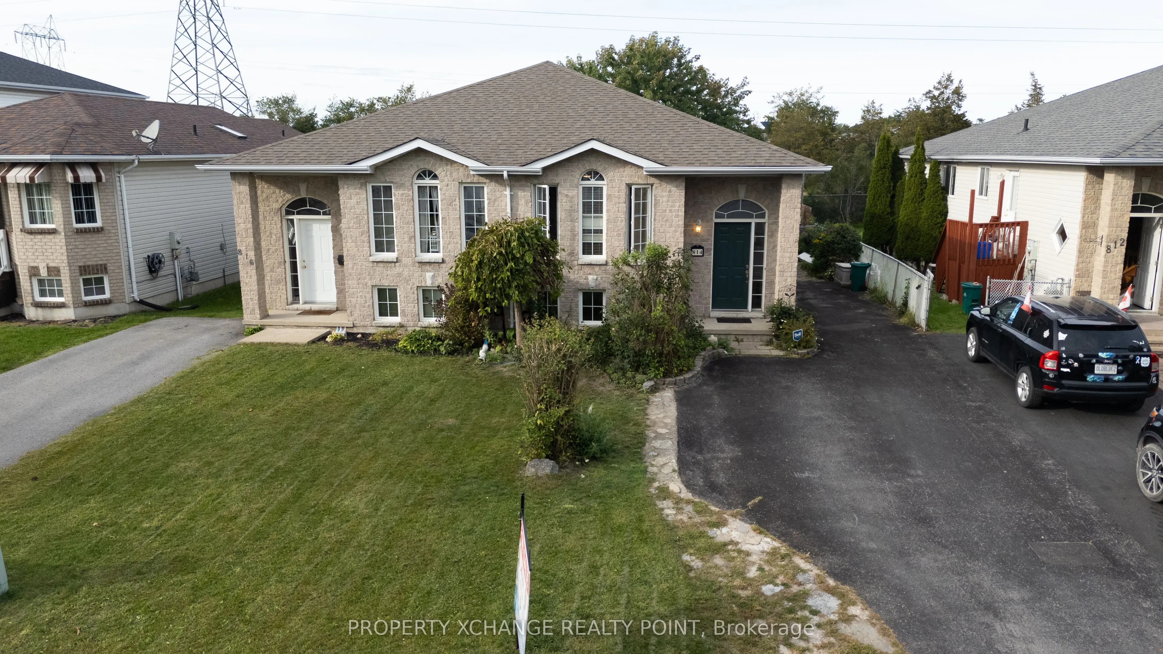 814 PEACHWOOD Street