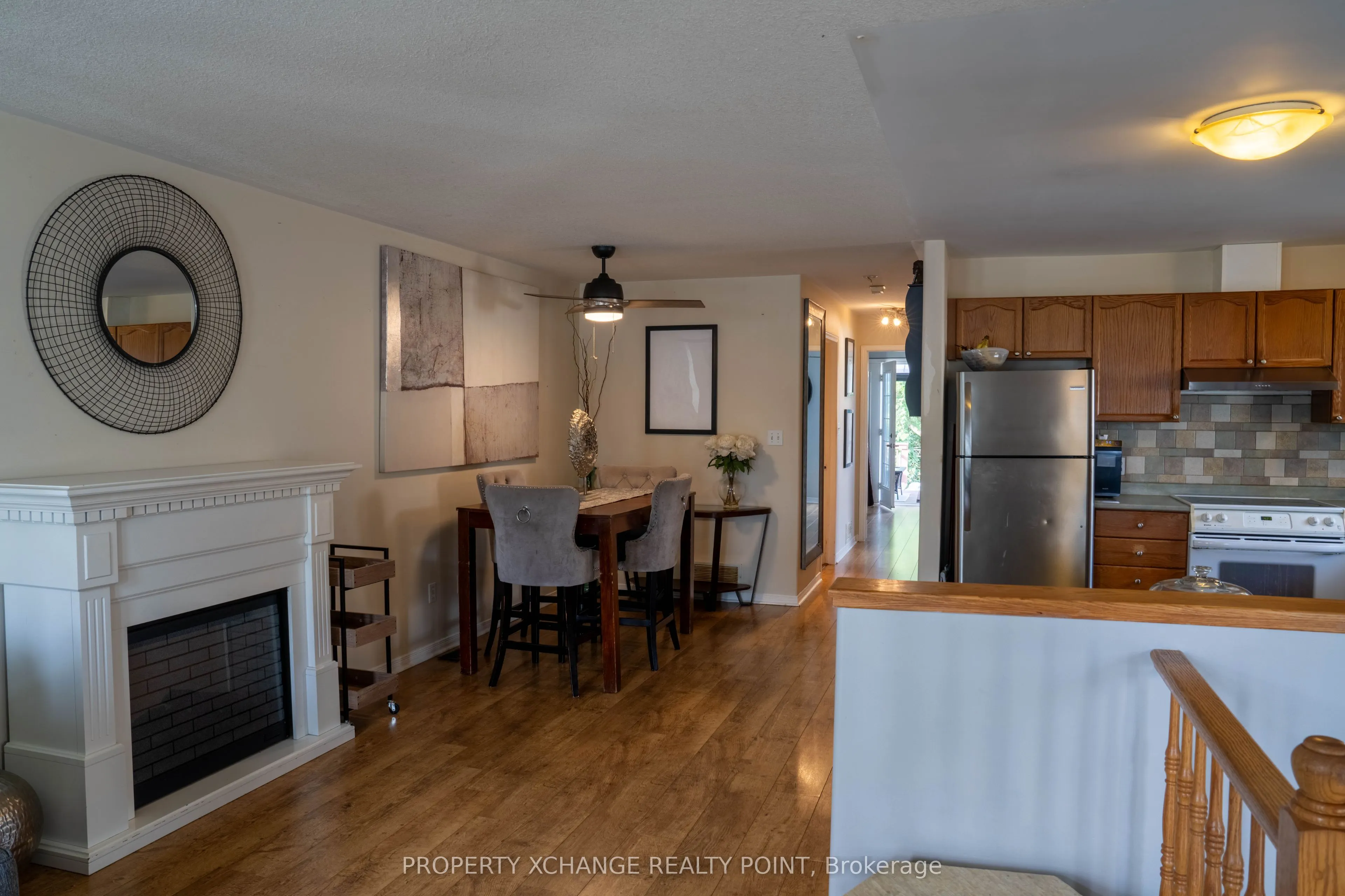 814 PEACHWOOD Street