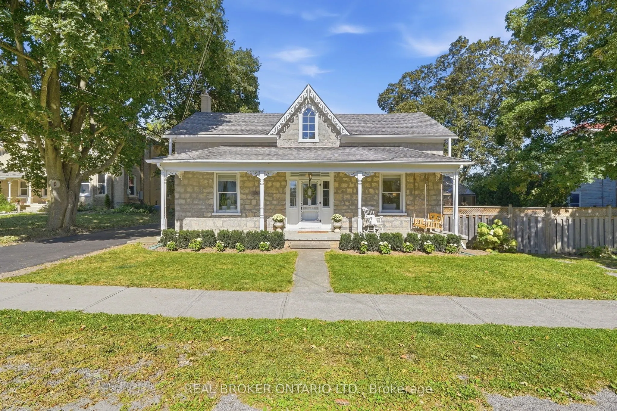 1264 Old 8 Highway