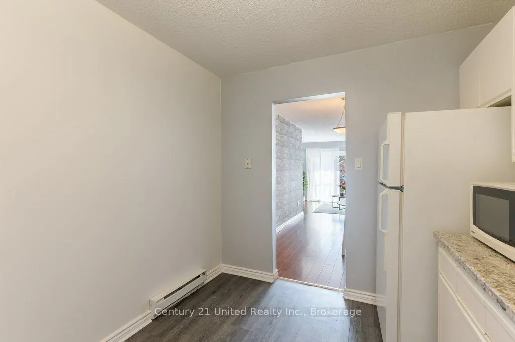 136 Ware Street #302