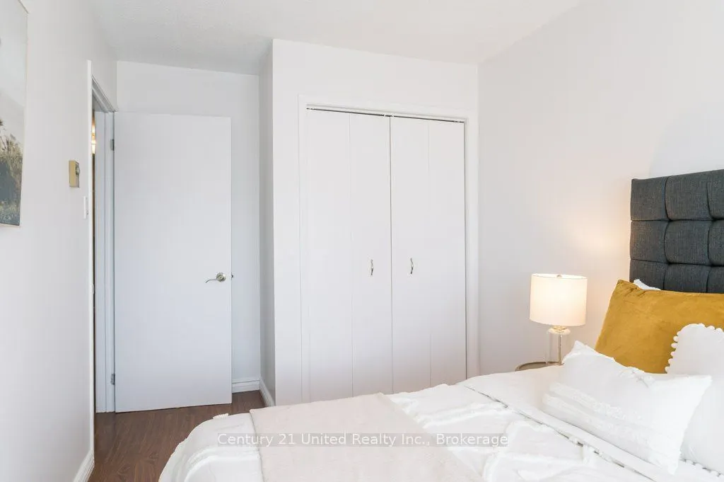 136 Ware Street #302
