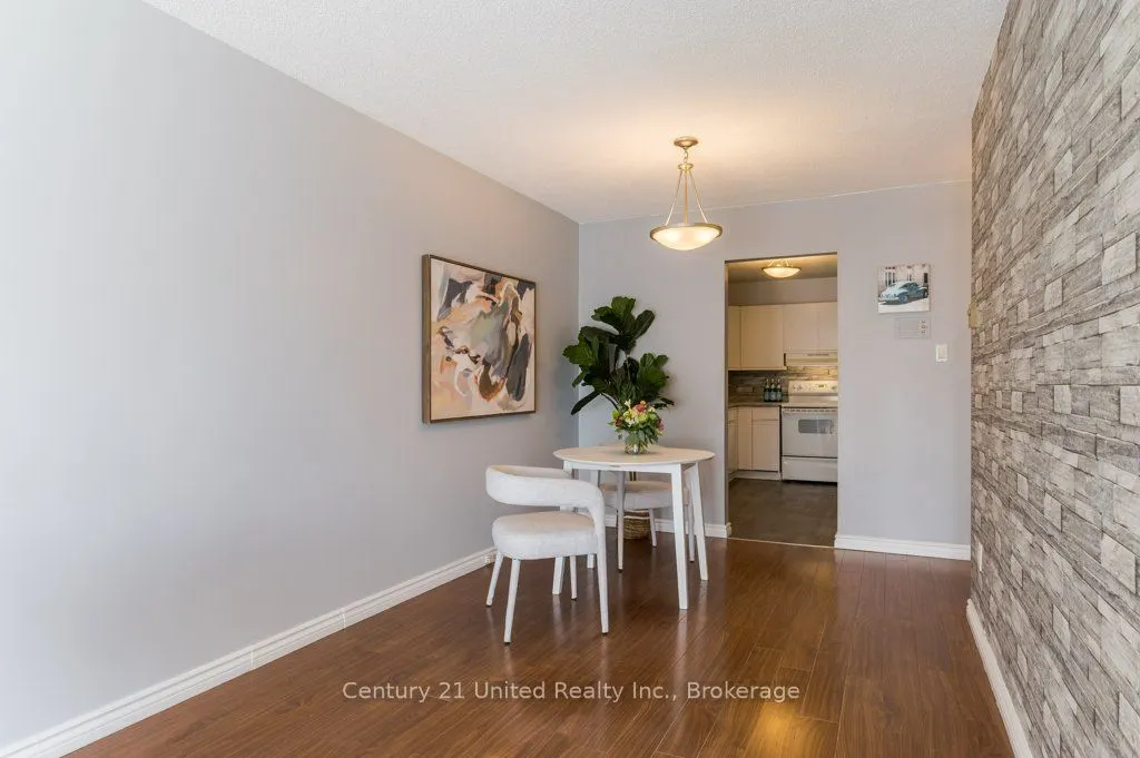 136 Ware Street #302