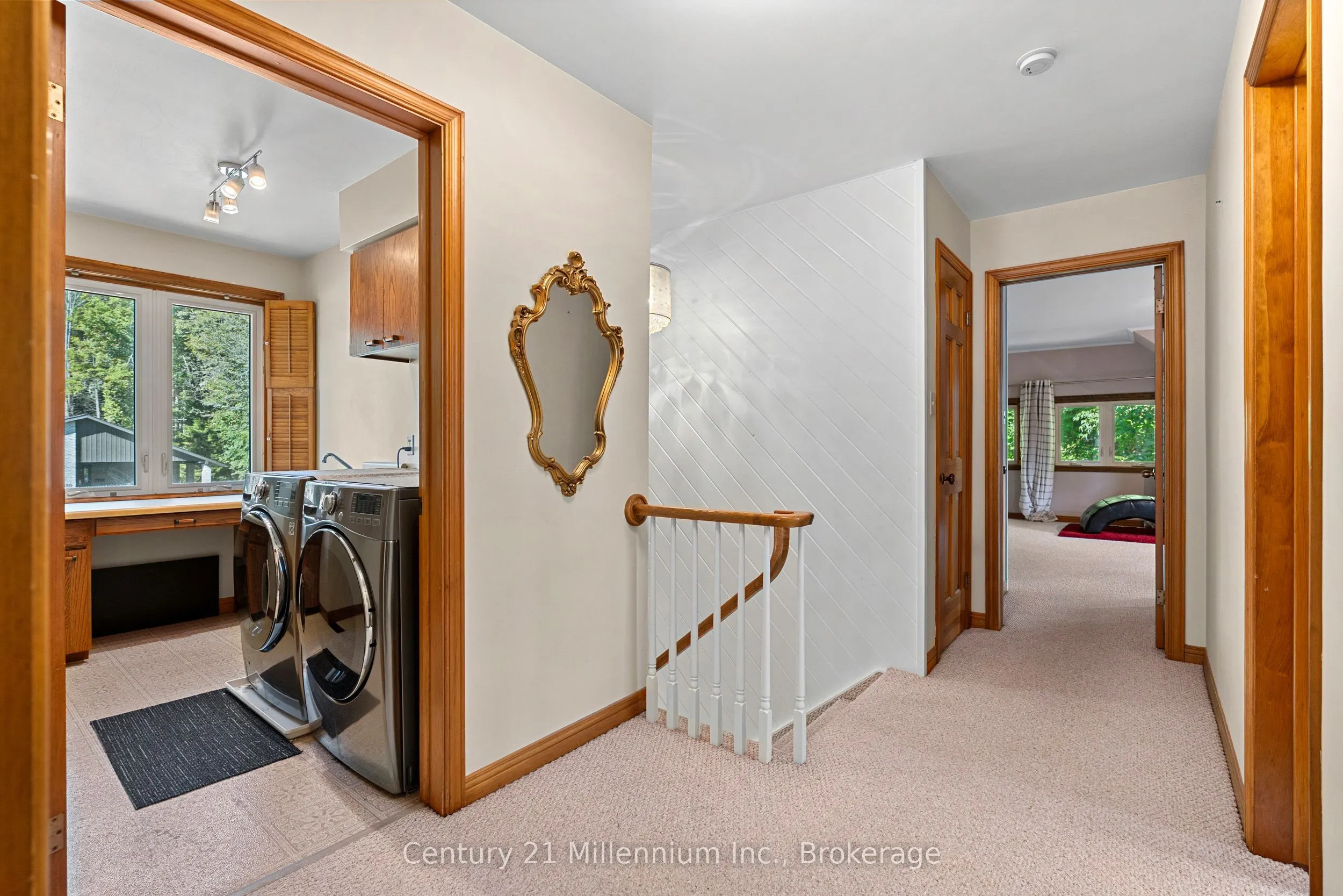 449 6th Avenue W