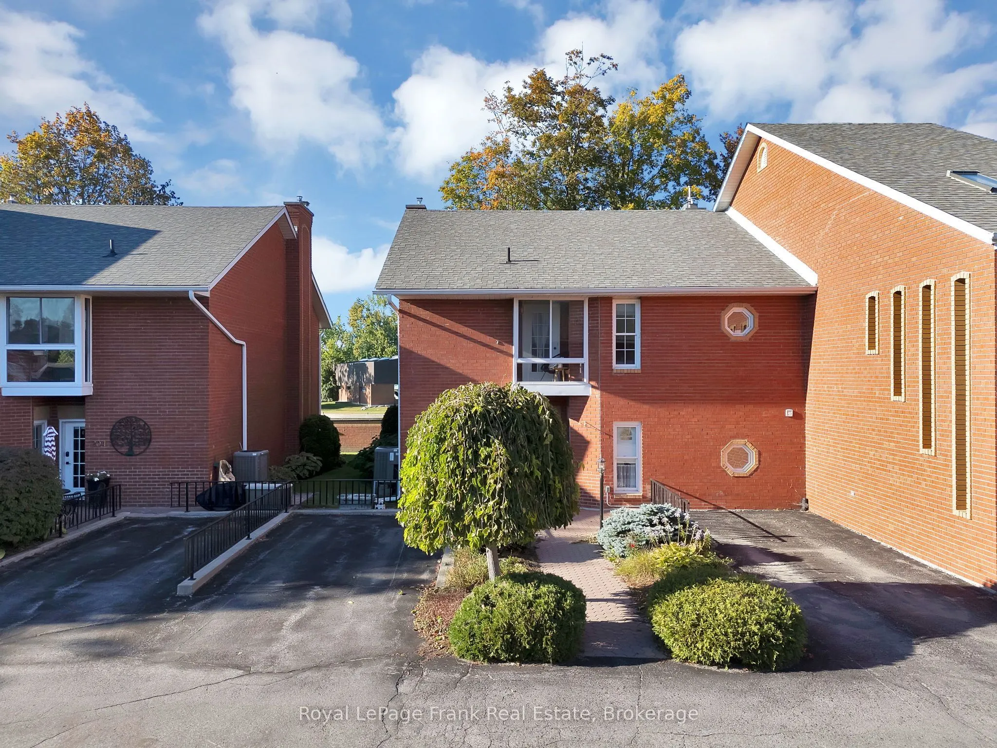 1 Sherwood Street #301