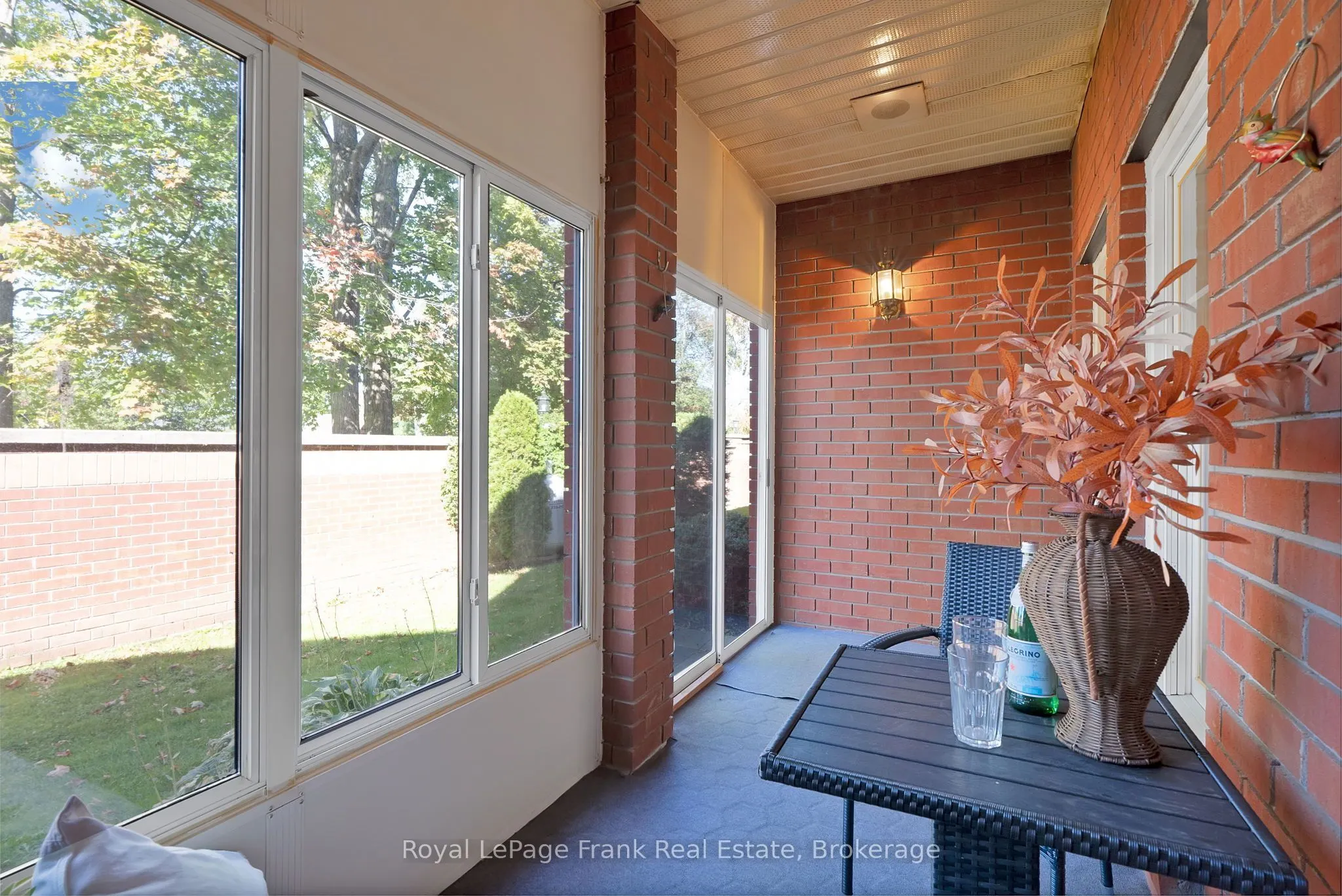 1 Sherwood Street #301