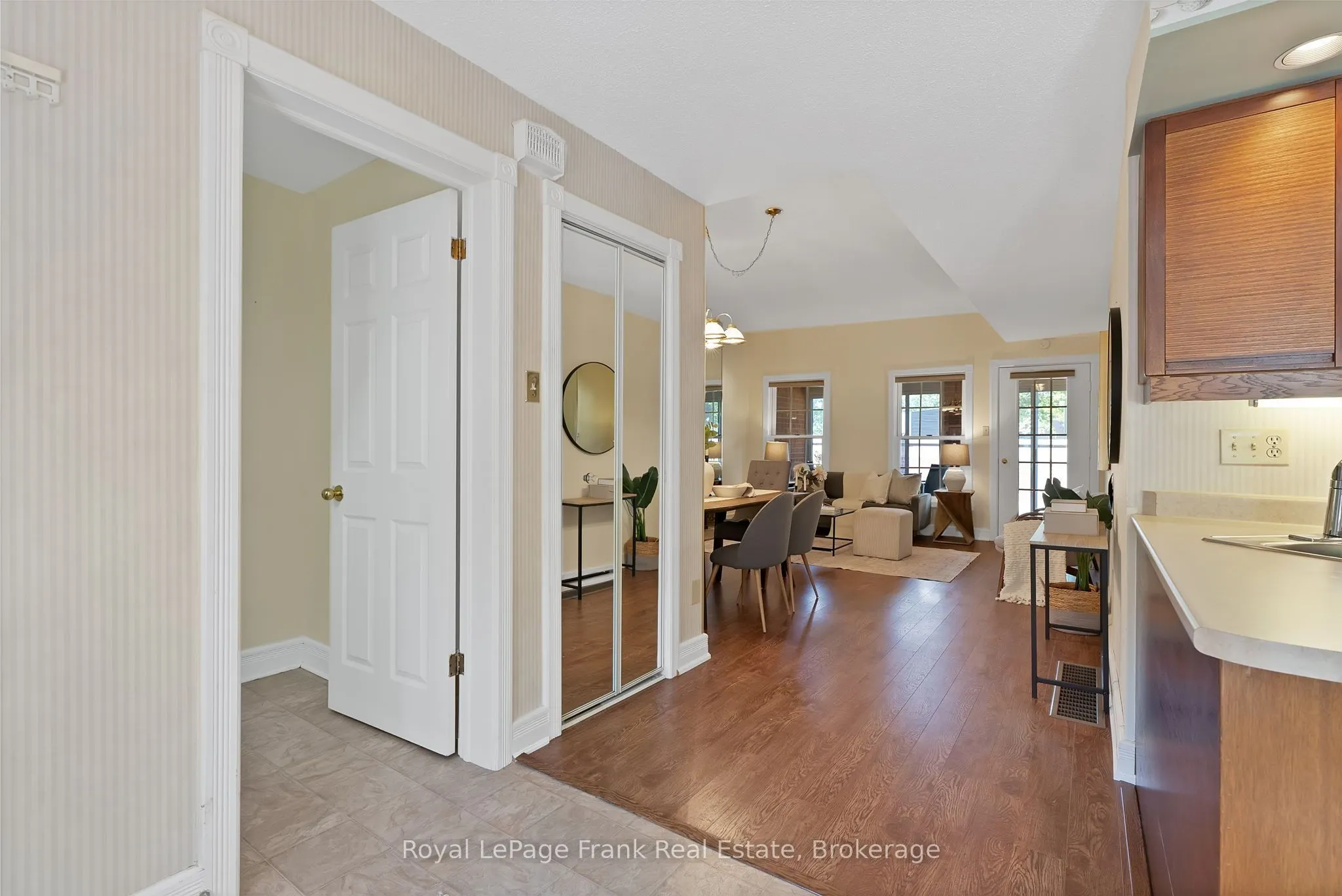 1 Sherwood Street #301